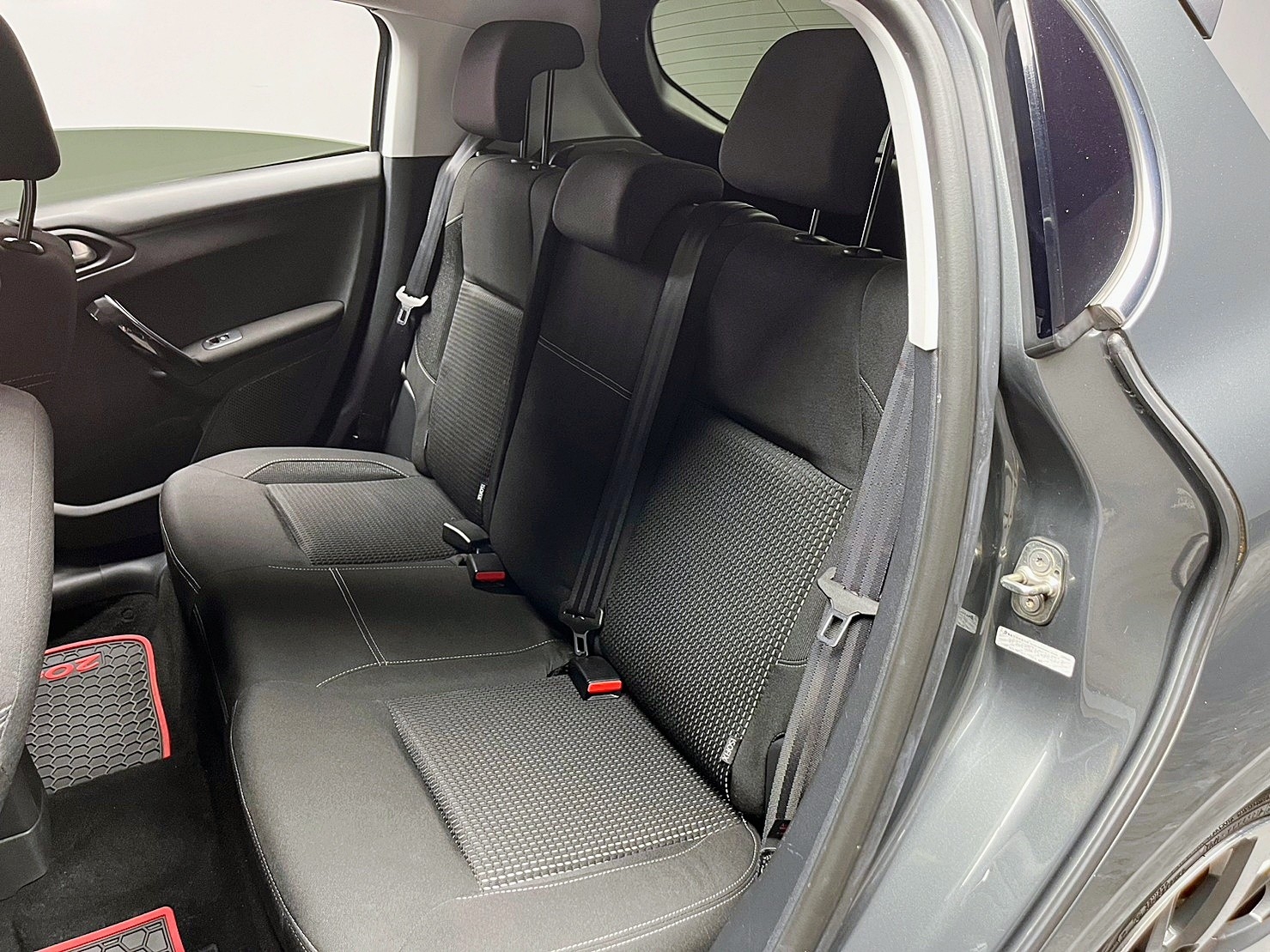 🔥2016 Peugeot 寶獅 208 PureTech Allure AT 超省油 掀背 🔥(187)【 阿龍中古車 0968-691-205】元禾國際 新北最大車庫 實車實價 認證車  第2張相片