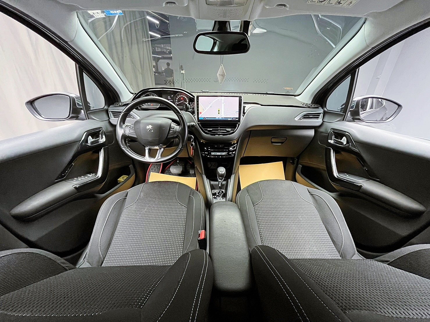 🔥2016 Peugeot 寶獅 208 PureTech Allure AT 超省油 掀背 🔥(187)【 阿龍中古車 0968-691-205】元禾國際 新北最大車庫 實車實價 認證車  第3張相片