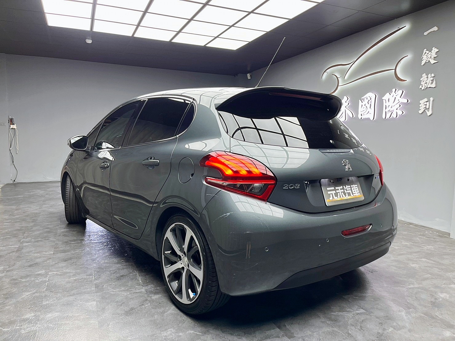 🔥2016 Peugeot 寶獅 208 PureTech Allure AT 超省油 掀背 🔥(187)【 阿龍中古車 0968-691-205】元禾國際 新北最大車庫 實車實價 認證車  第4張相片