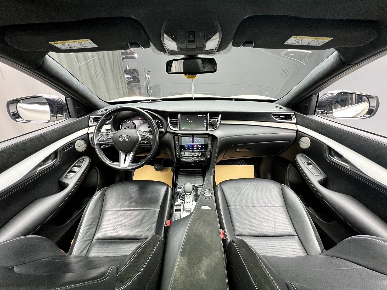 🔥2018 Infiniti QX50 旗艦 大滿配 通風加熱椅 ACC跟車 BOSE 全景天窗 🔥(090)【 阿龍中古車 0968-691-205】元禾國際 新北最大車庫 實車實價 認證車  第4張相片