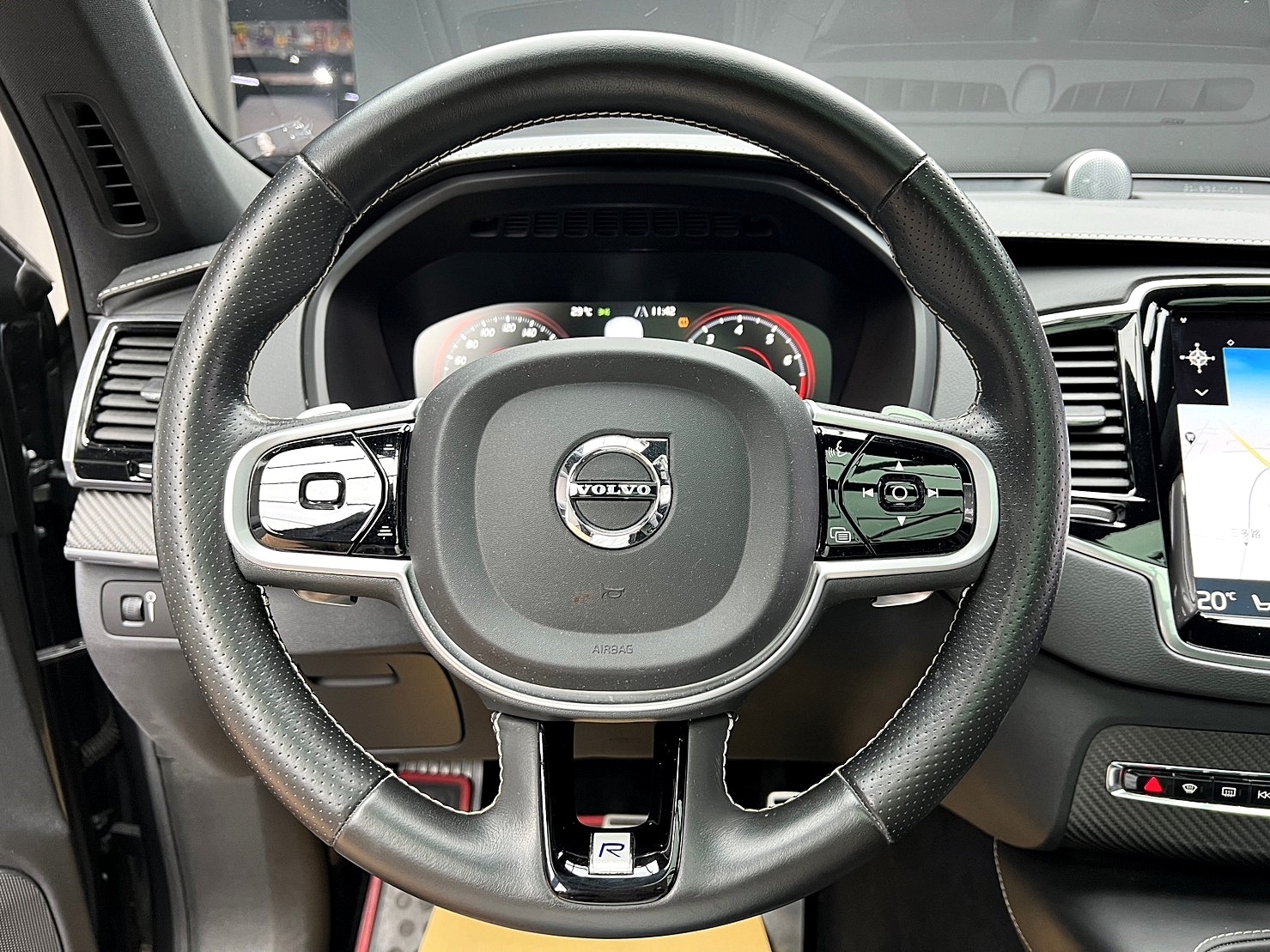 🔥2019式 Volvo XC90 T5 R版 七人座 四驅 ACC跟車 環景 英國 B&W音響 🔥(239)【 阿龍中古車 0968-691-205】元禾國際 新北最大車庫 實車實價 認證車  第6張相片
