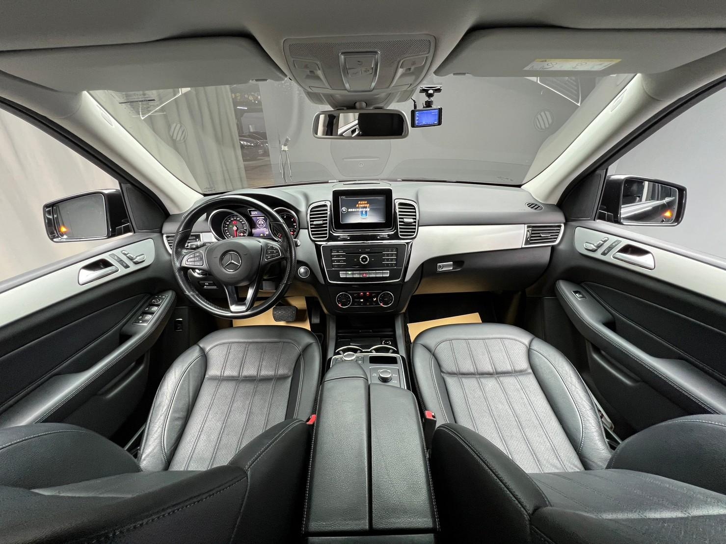 🔥2016 W166 GLE250d 4MATIC 環景 電尾門 超好車況 🔥(017)【 阿龍中古車 0968-691-205】元禾國際 新北最大車庫 實車實價 認證車  第3張相片