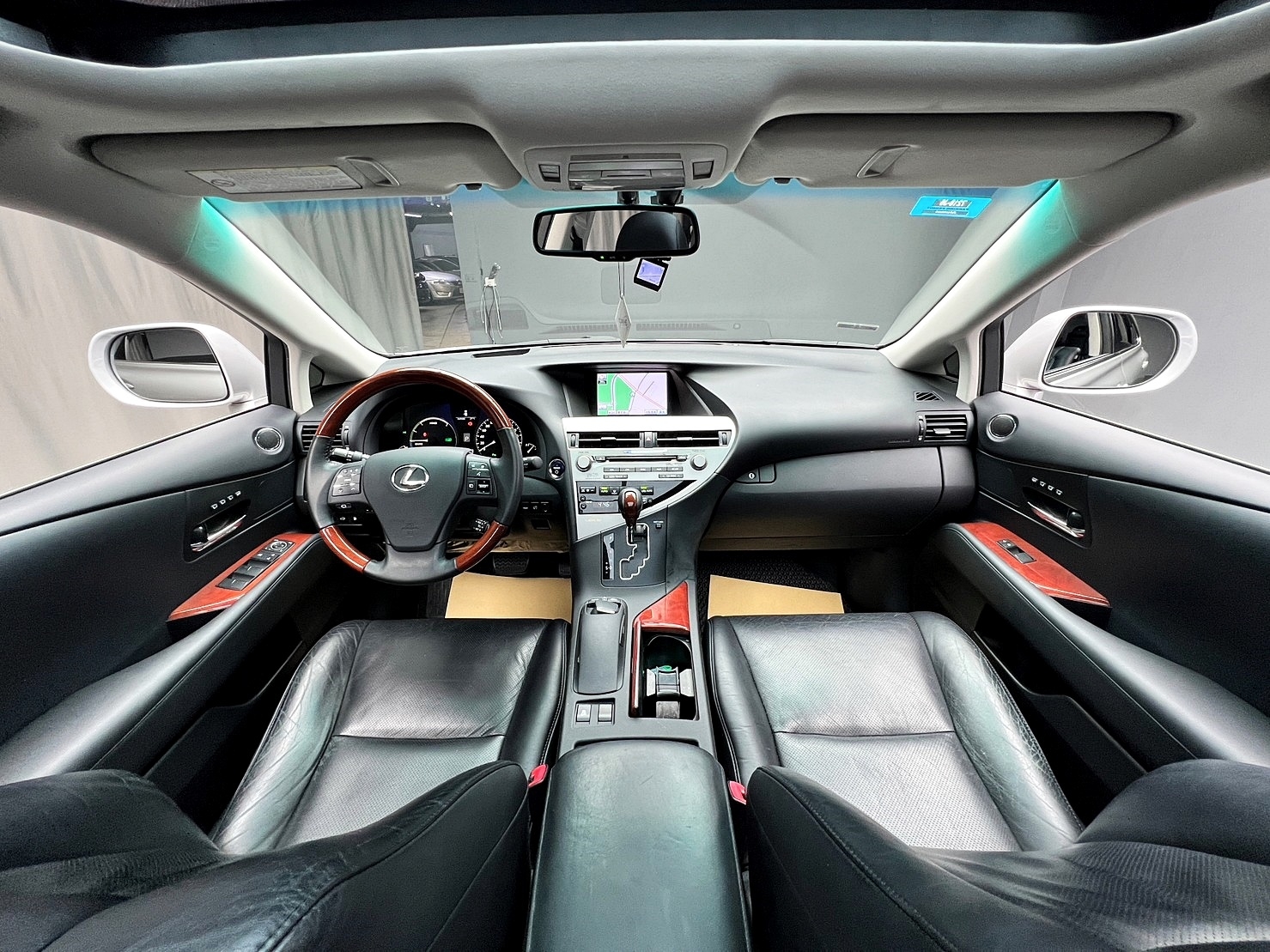 🔥2012式 Lexus RX450h 頂級版 3.5 雙電冷熱椅 全景天窗 電尾門 🔥(247)【 阿龍中古車 0968-691-205】元禾國際 新北最大車庫 實車實價 認證車  第4張相片