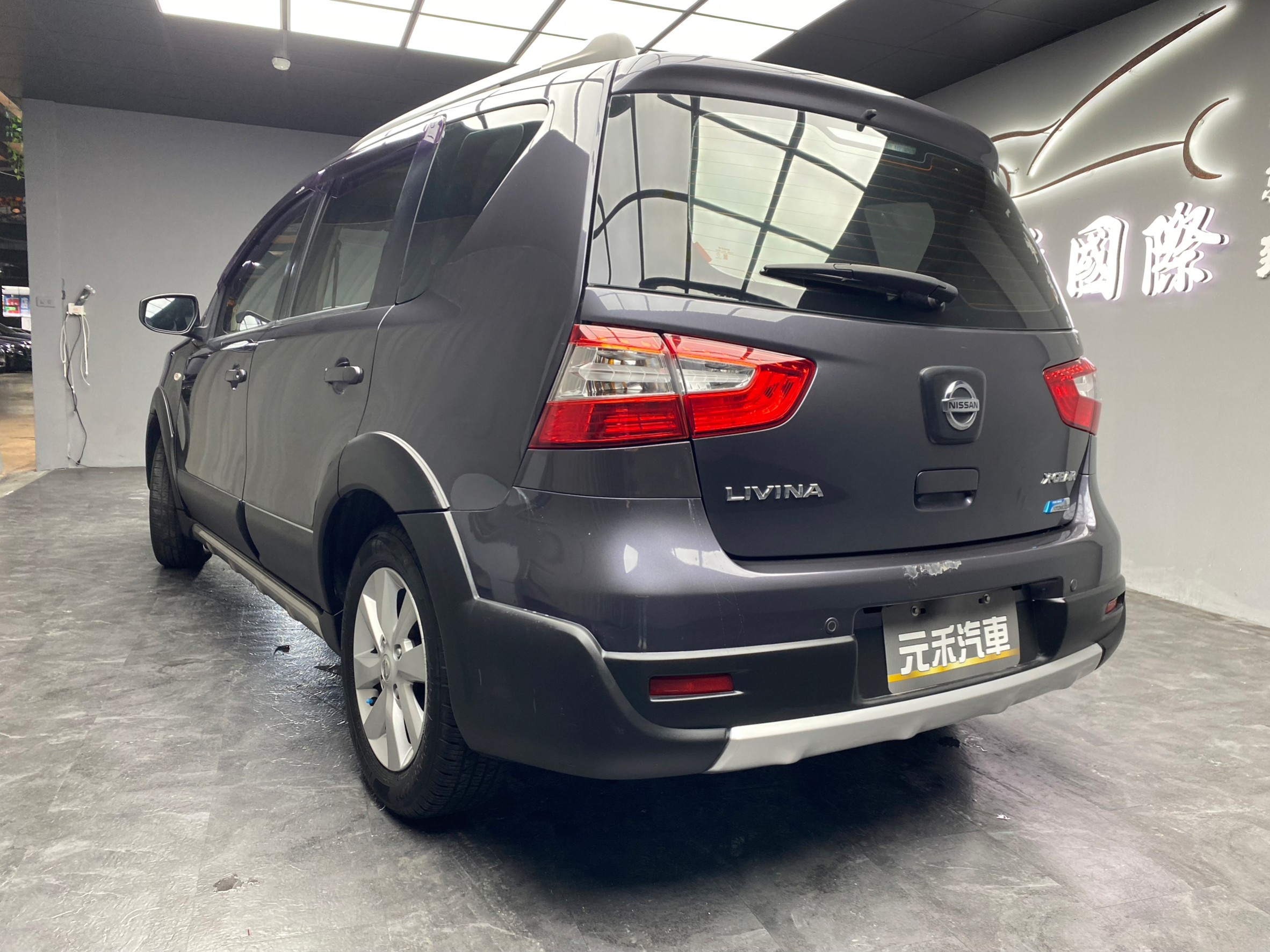 🔥2018 樂威娜 Livina 1.6 行家皮椅版 低里程 🔥 省油稅 代步車 首選 (073)【 阿龍中古車 0968-691-205】元禾國際 新北最大車庫 實車實價 認證車  第3張相片
