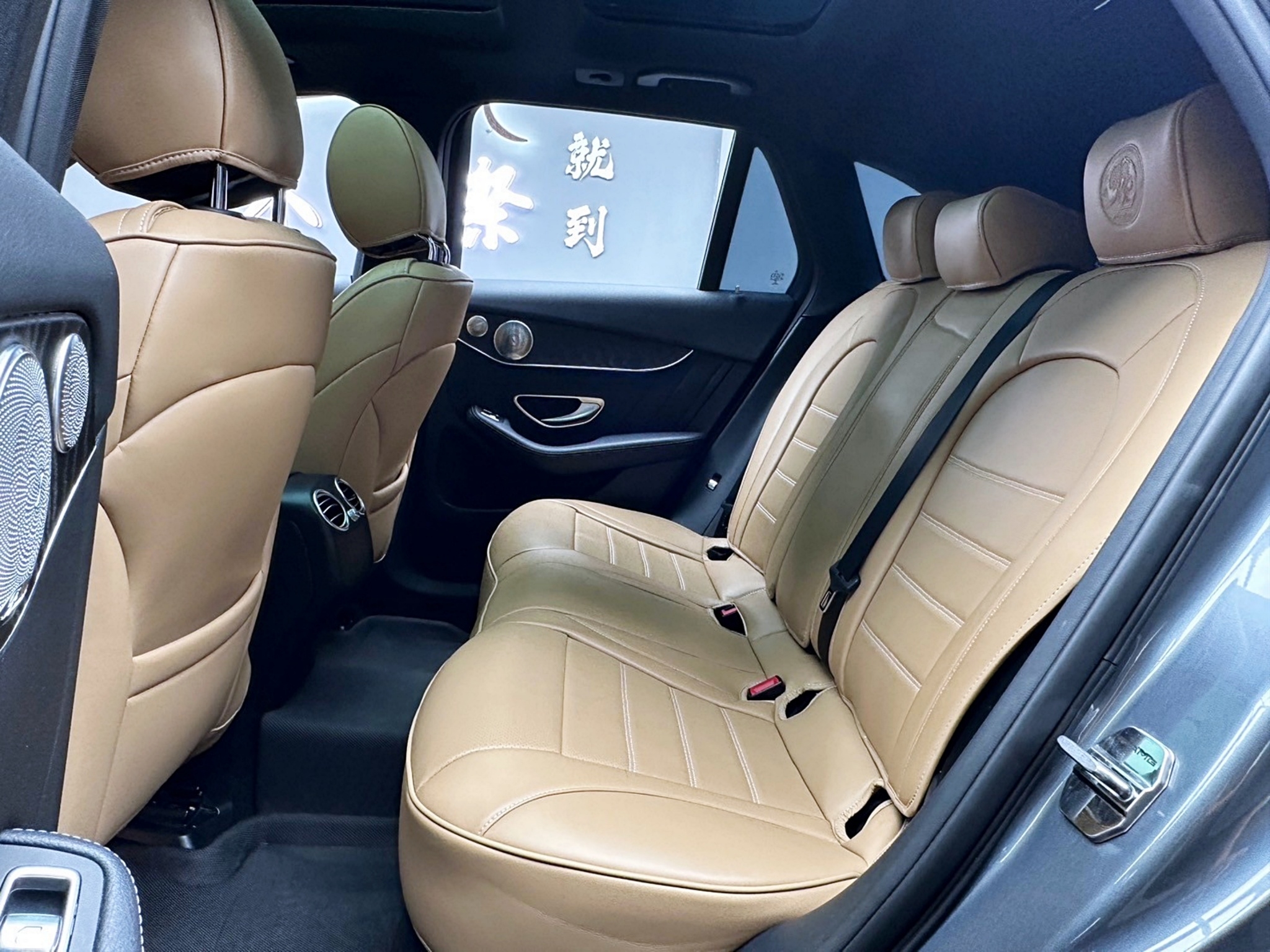 🔥2017 X253 Benz GLC250 4MATIC AMG Line 23P 香氛套件 環景 夜色鋁圈 ED1方向盤 🔥(132)【 阿龍中古車 0968-691-205】元禾國際 新北最大車庫 實車實價 認證車  第3張相片