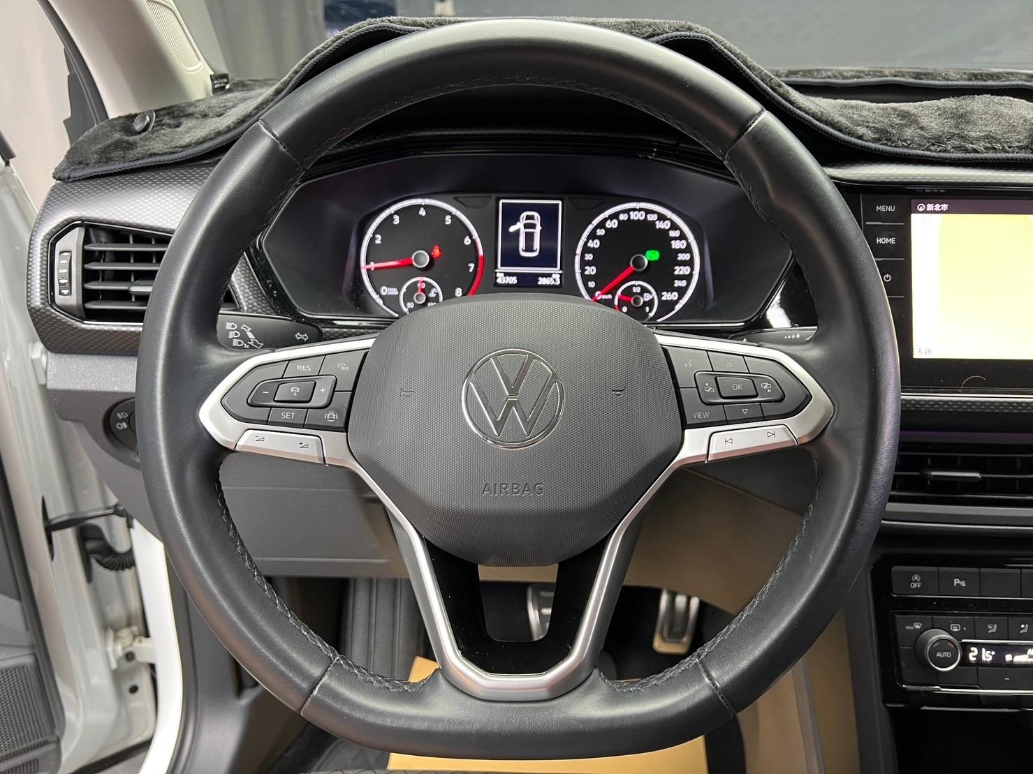 🔥2021 VW TCross ACC跟車 氣氛燈 無線充電座 🔥(094)【 阿龍中古車 0968-691-205】元禾國際 新北最大車庫 實車實價 認證車  第7張相片