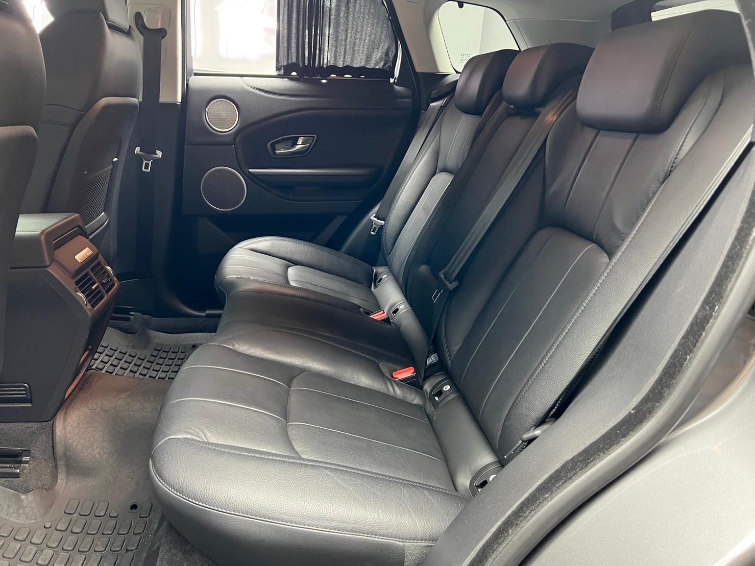 🔥2018式 荒原路華 Land Rover Range Rover Evoque 5D TD4 SE 柴油 四驅 🔥(133)【 阿龍中古車 0968-691-205】元禾國際 新北最大車庫 實車實價 認證車  第2張相片