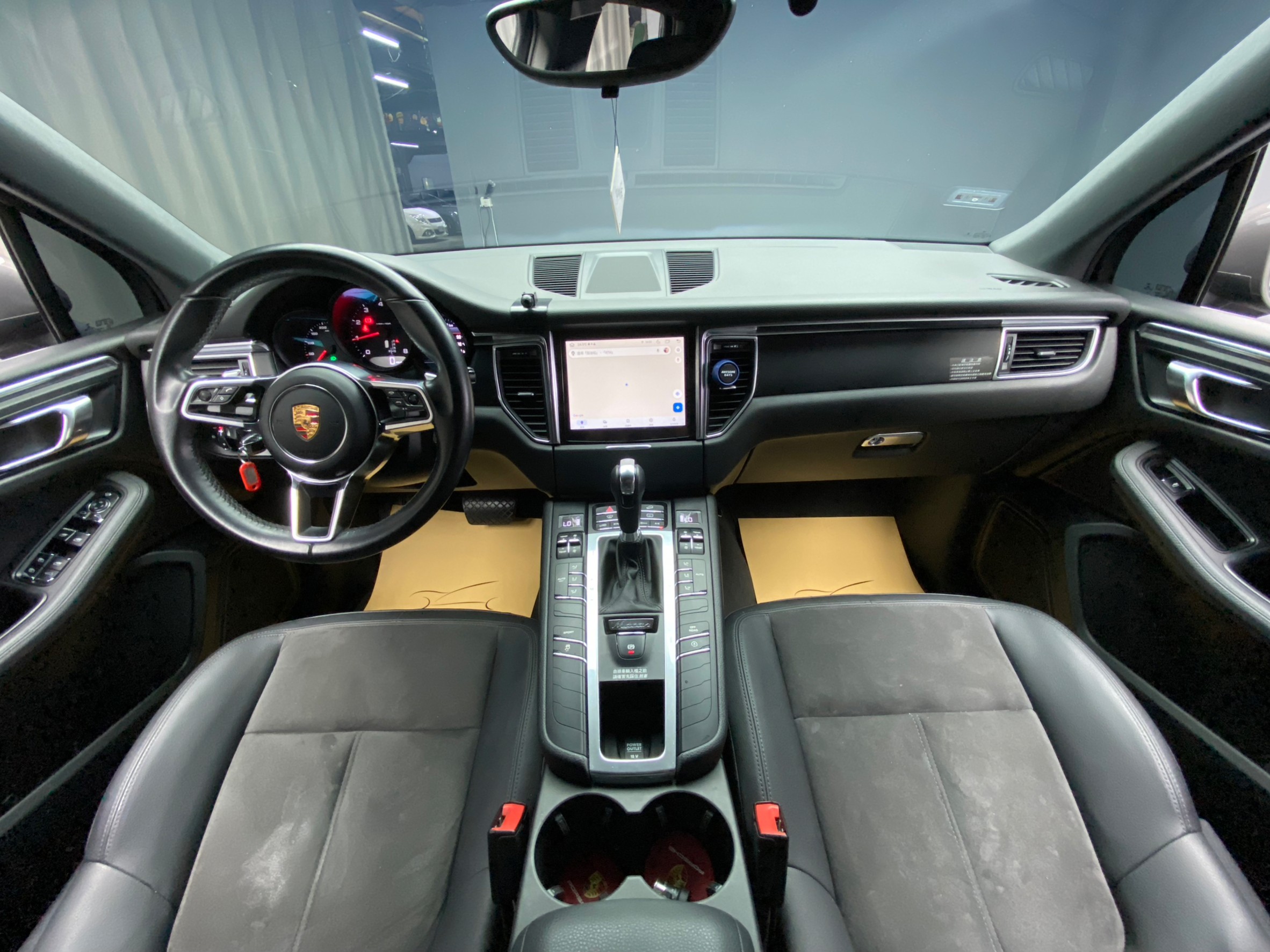 🔥2015 保時捷 馬肯 Porsche Macan 2.0 四輪驅動 安卓機 🔥(246)【 阿龍中古車 0968-691-205】元禾國際 新北最大車庫 實車實價 認證中古車  第9張相片