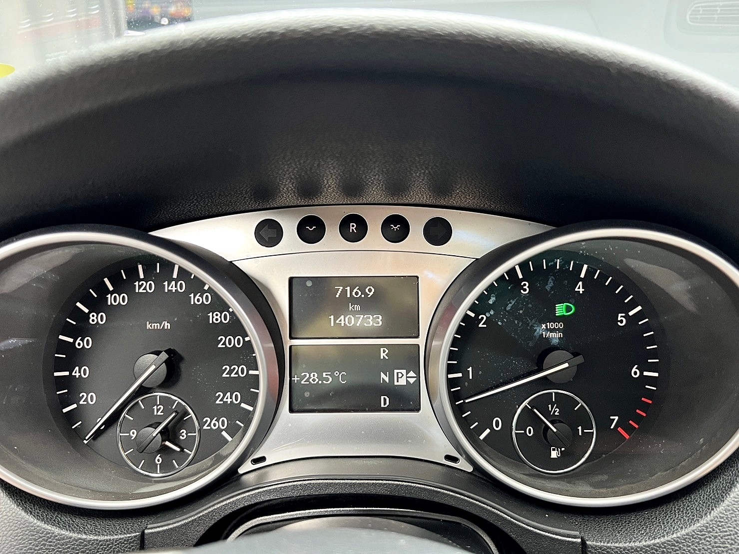 2011式 W164 Benz ML350 四驅 天窗 電尾門 ❗️(115)【 阿龍中古車 0968-691-205】元禾國際 新北最大車庫 實車實價 認證車  第6張相片