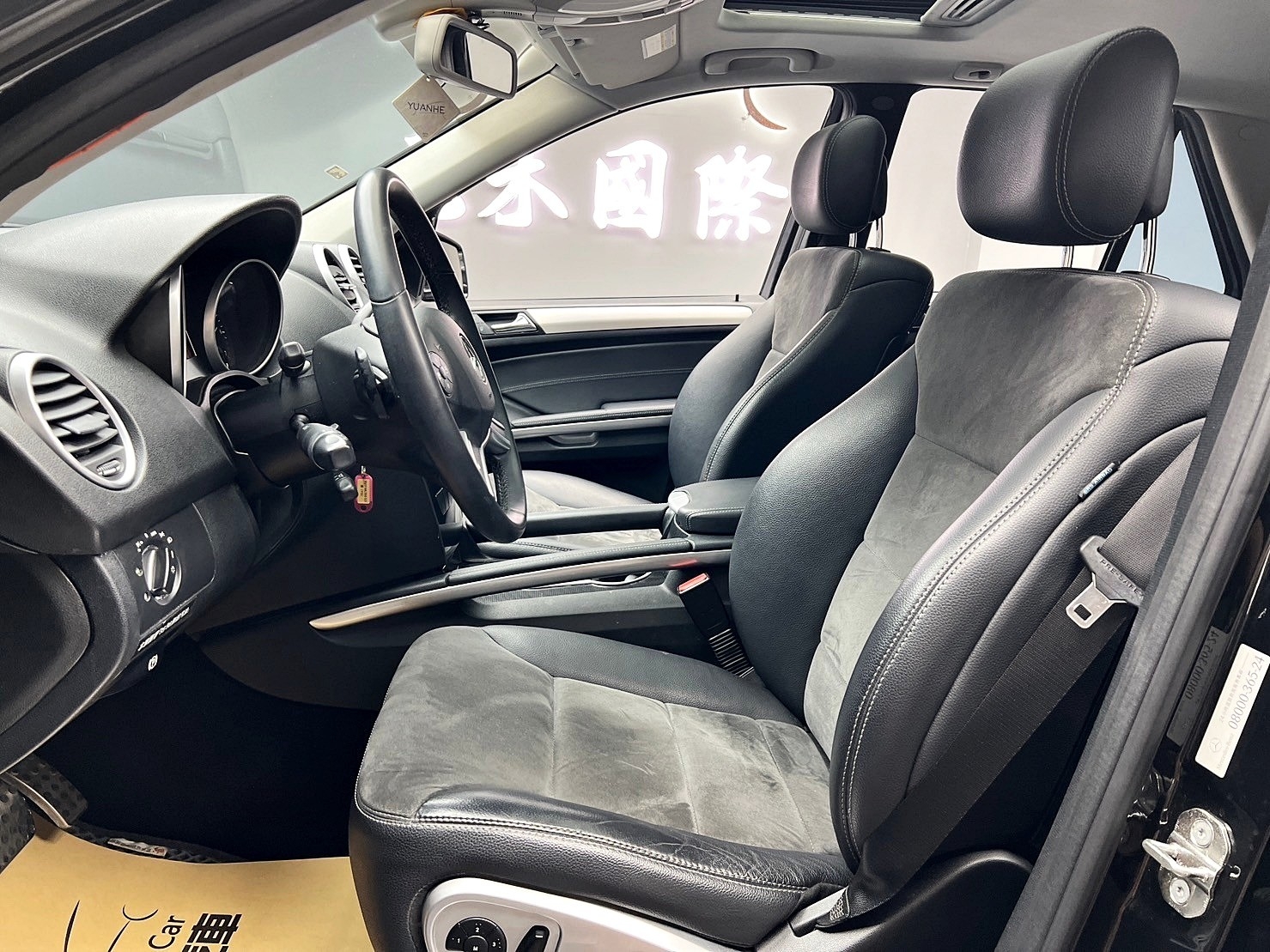 2011式 W164 Benz ML350 四驅 天窗 電尾門 ❗️(115)【 阿龍中古車 0968-691-205】元禾國際 新北最大車庫 實車實價 認證車  第9張相片