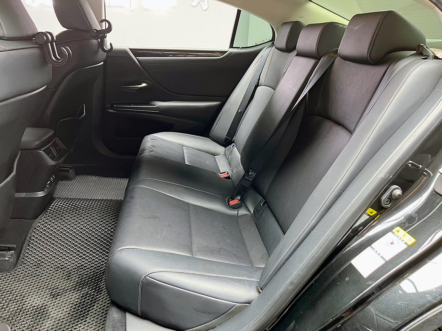 2019式 Lexus ES250 ACC跟車 盲點偵測 電動冷熱椅 新款直瀑式水箱 ❗️171【 阿龍中古車 0968-691-205】元禾國際 新北最大車庫 實車實價 認證車  第9張相片