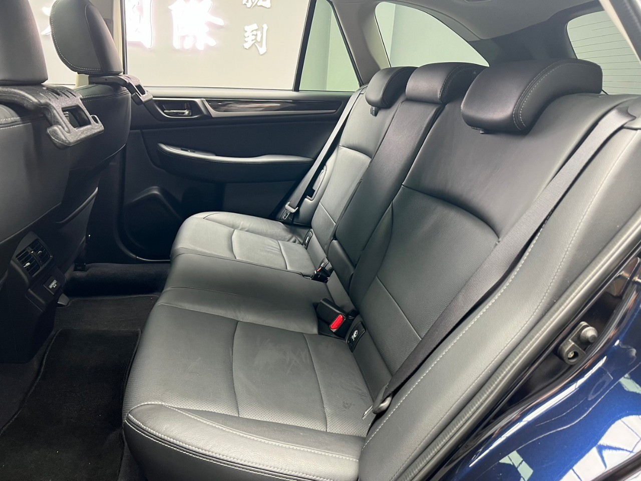 2018 Subaru Outback 2.5 i-S 四驅 盲點 電尾門 車側影像 ❗️(130)【 阿龍中古車 0968-691-205】元禾國際 新北最大車庫 實車實價 認證車  第7張相片