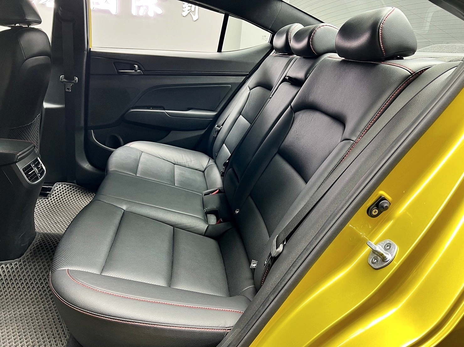 2019式 Elantra Sport 一輪強 極速型 安卓機 ❗️(046)【 阿龍中古車 0968-691-205】元禾國際 新北最大車庫 實車實價 認證車  第3張相片
