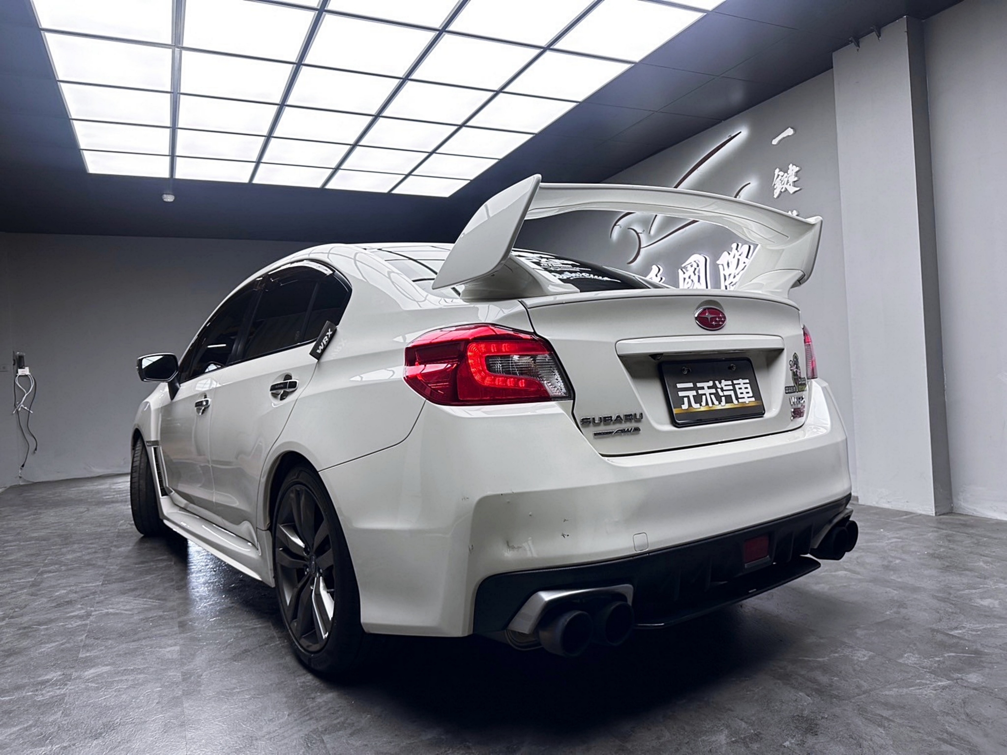 2015 WRX Sport Lineartronic STI尾翼 前後AP卡鉗 變形蟲方向盤 全段閥門排氣管 四驅 性能房車 ❗️(256)【 阿龍中古車 0968-691-205】元禾國際 新北最大車庫 實車實價 認證車  第2張相片