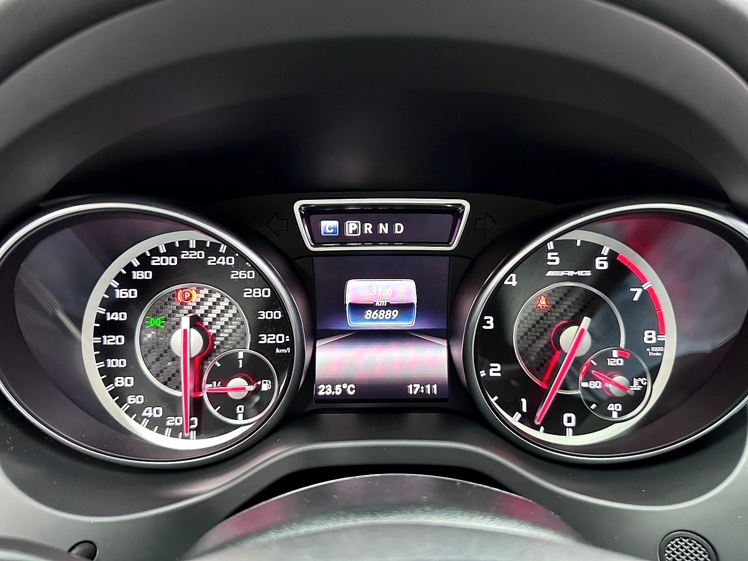 2016 GLA45 AMG 4MATIC 23P 尾翼 鋁圈 平把方向盤 HK音響 ❗️(169)【 阿龍中古車 0968-691-205】元禾國際 新北最大車庫 實車實價 認證車  第6張相片