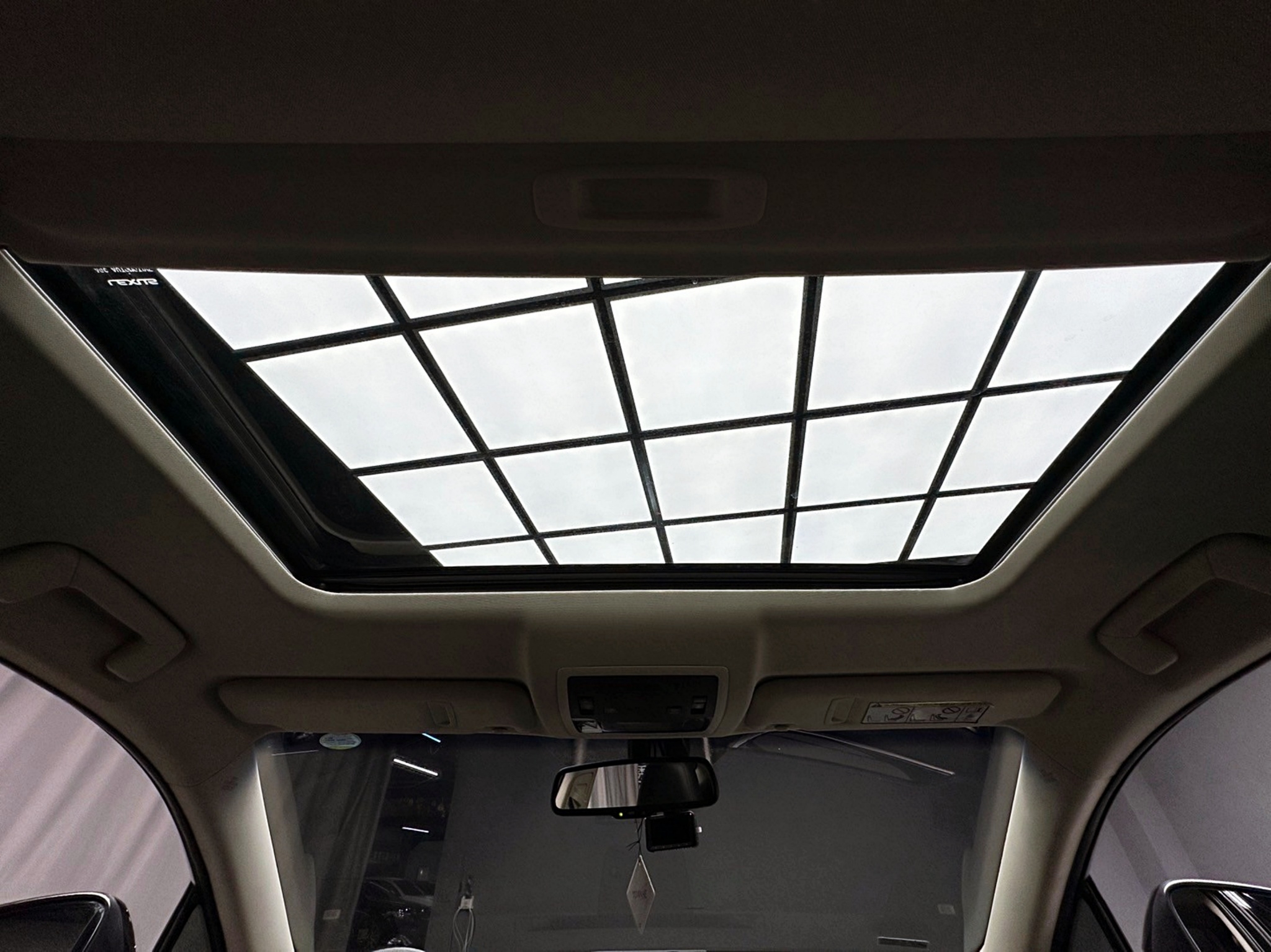 2015式 NX300h 旗艦版 環景 盲點偵測 ML音響 ❗️(178)【 阿龍中古車 0968-691-205】元禾國際 新北最大車庫 實車實價 認證車  第9張相片