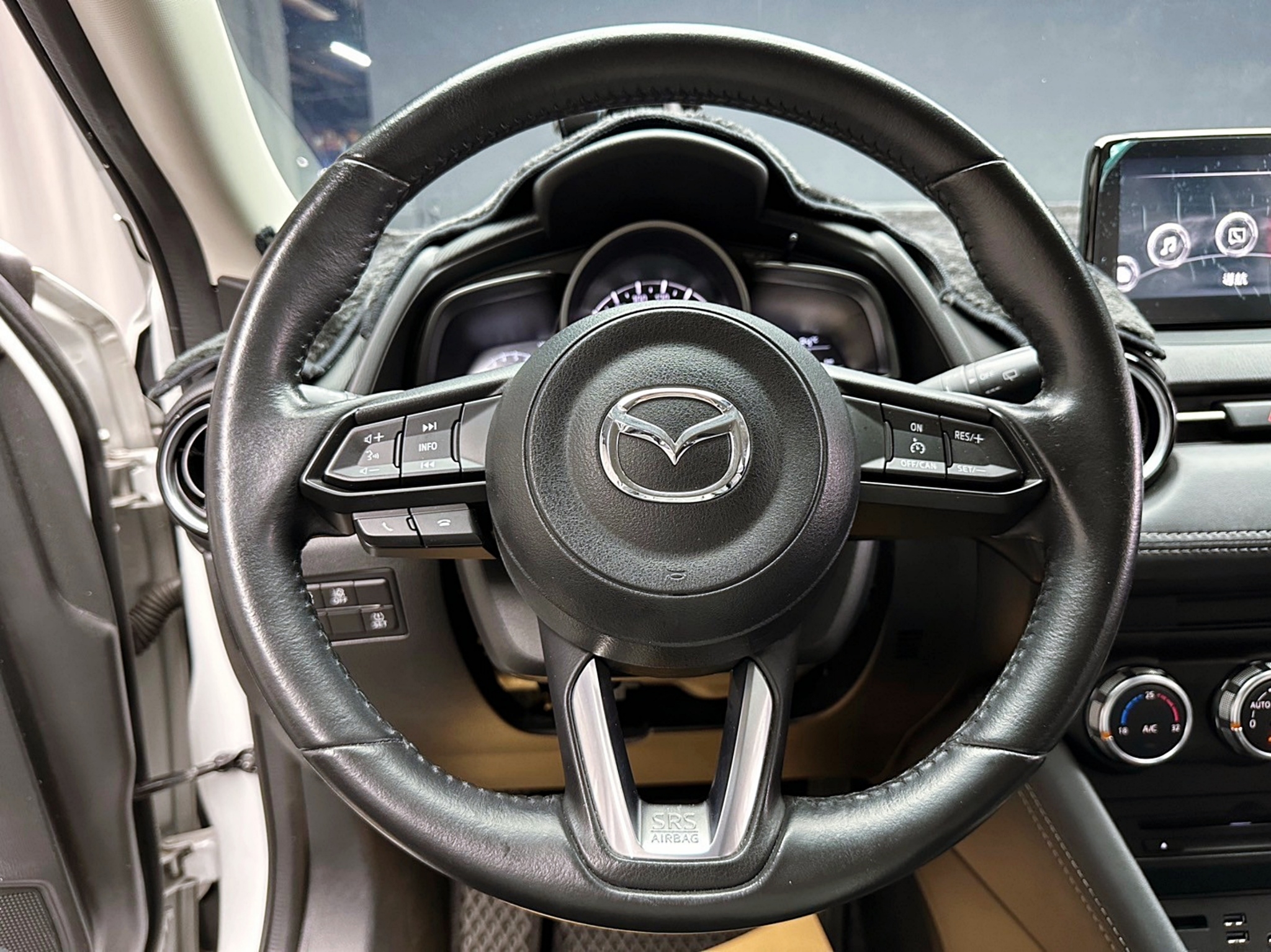2019式 CX3 SKY-G 頂級型 馬自達 超高CP值 掀背車 ❗️(260)【 阿龍中古車 0968-691-205】元禾國際 新北最大車庫 實車實價 認證車  第5張相片