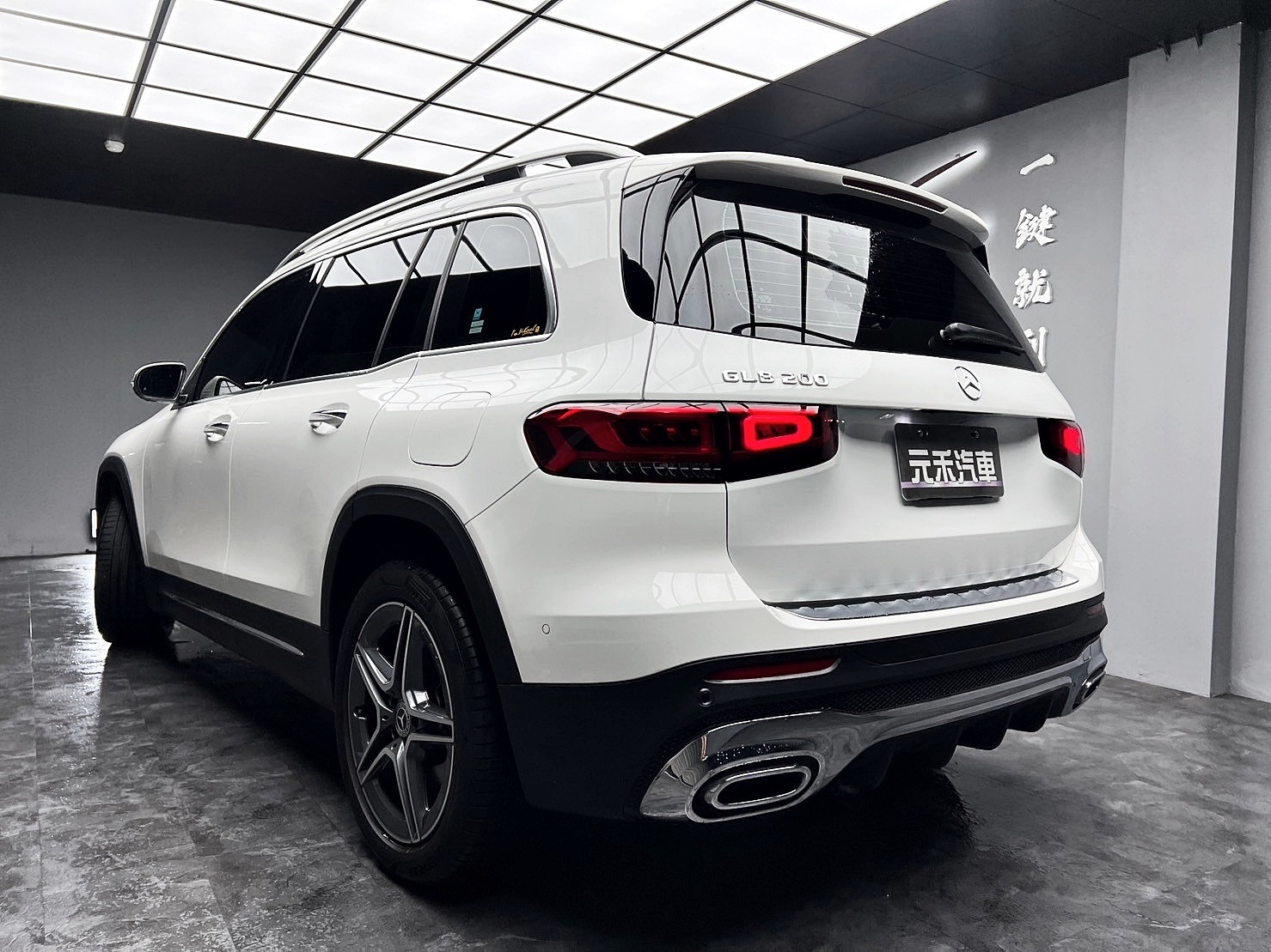 2021 Benz GLB200 七人座 雙液晶螢幕 ACC跟車 環景 新車保固 ❗️(192)【 阿龍中古車 0968-691-205】元禾國際 新北最大車庫 實車實價 認證車  第2張相片