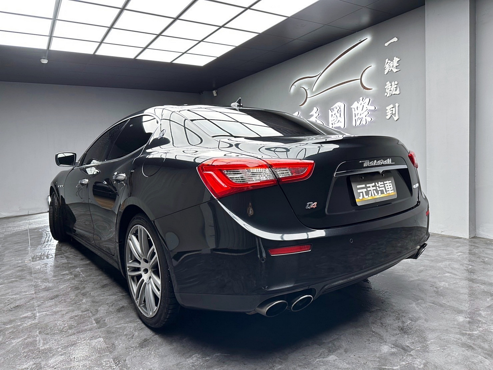 2014 Maserati Ghibli SQ4 瑪莎拉蒂 海神葛伯利 410匹超大馬力❗️(207)【 阿龍中古車 0968-691-205】元禾國際 新北最大車庫 實車實價 認證車  第2張相片