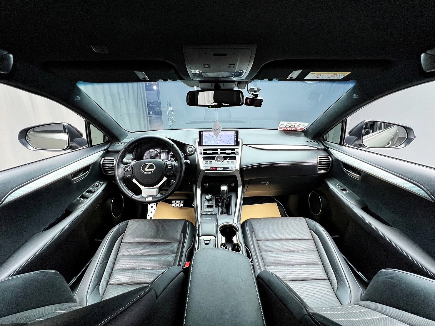 2019式 NX300 F Sport 電冷熱椅 ACC跟車 環景 ❗️(133)【 阿龍中古車 0968-691-205】元禾國際 新北最大車庫 實車實價 認證車  第3張相片