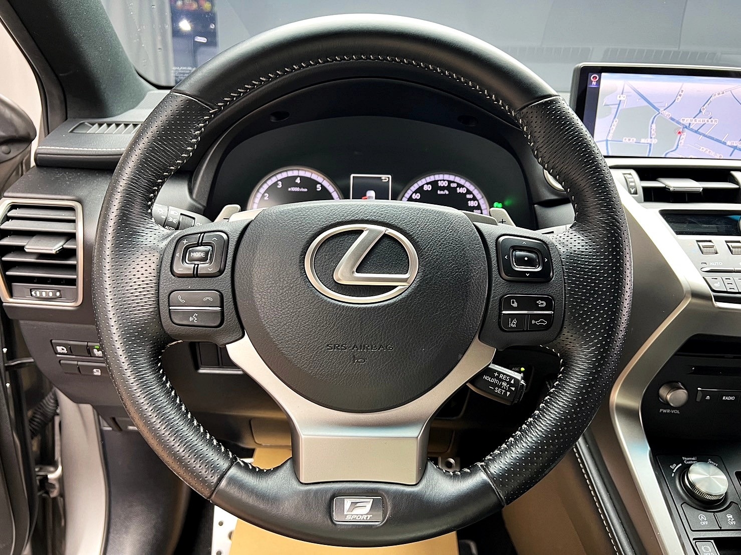 2019式 NX300 F Sport 電冷熱椅 ACC跟車 環景 ❗️(133)【 阿龍中古車 0968-691-205】元禾國際 新北最大車庫 實車實價 認證車  第4張相片