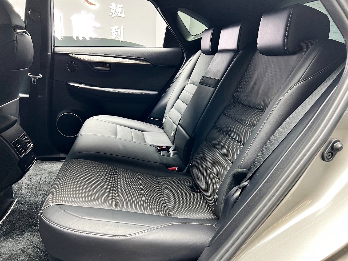 2019式 NX300 F Sport 電冷熱椅 ACC跟車 環景 ❗️(133)【 阿龍中古車 0968-691-205】元禾國際 新北最大車庫 實車實價 認證車  第9張相片