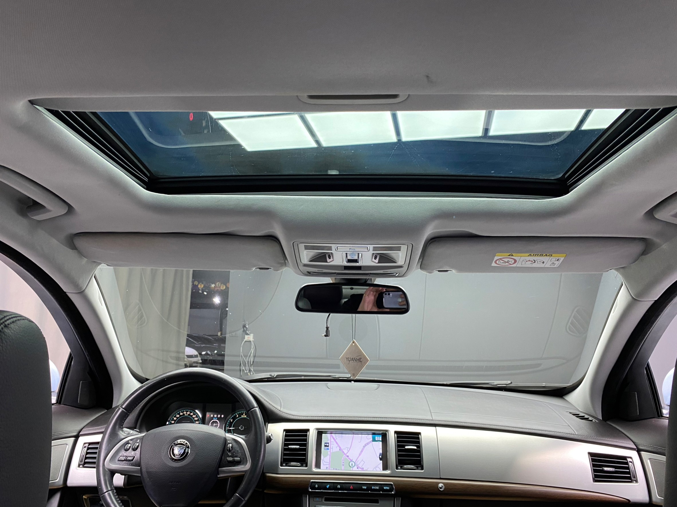 2014 Jaguar XF Luxury 天窗 電動椅 Meridian 音響 ❗️(092)【 阿龍中古車 0968-691-205】元禾國際 新北最大車庫 實車實價 認證車  第4張相片