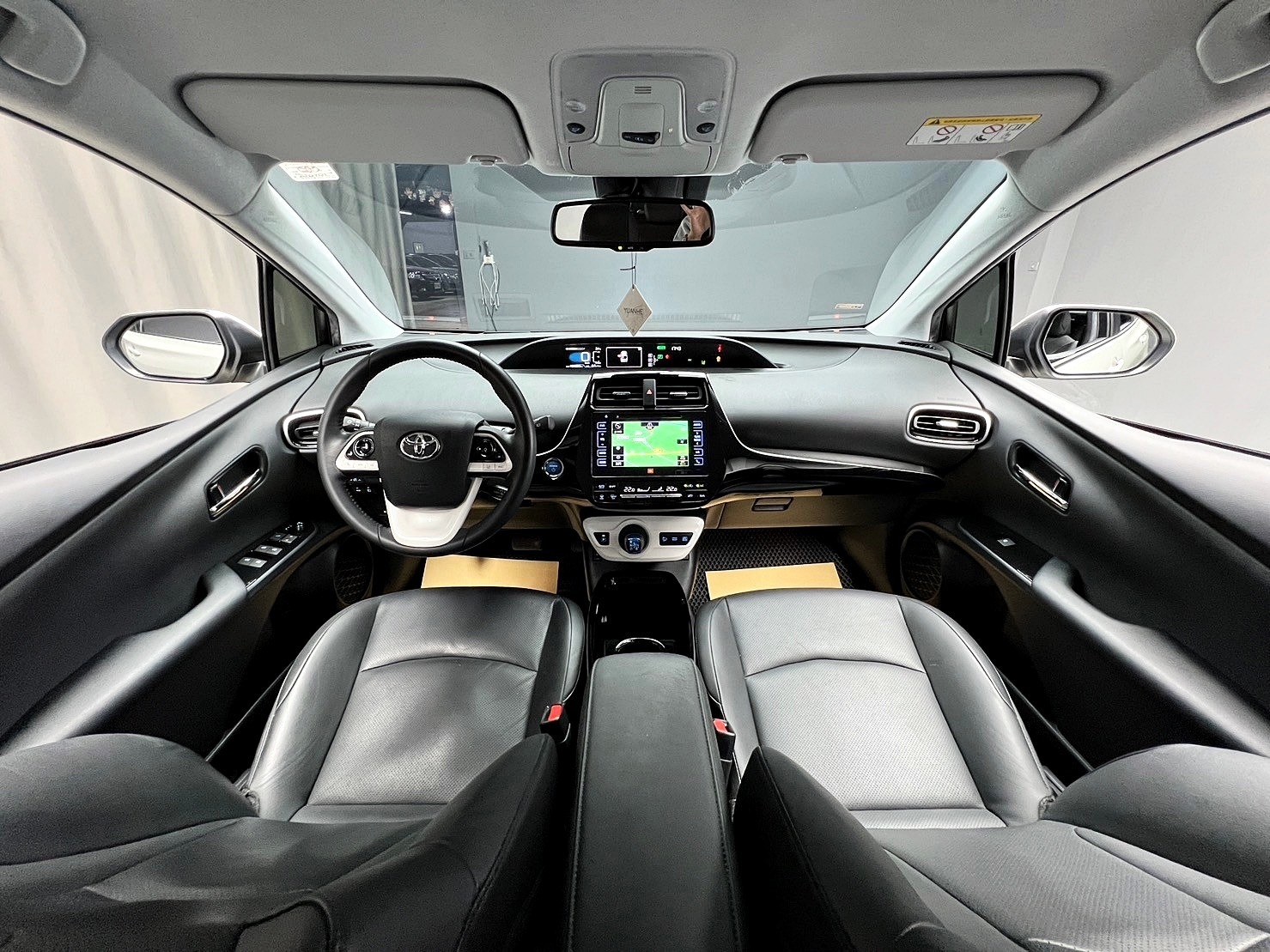 2017式 Prius 跟車 電熱椅 JBL音響 Toyota 最節能 油電 ❗️(198)【 阿龍中古車 0968-691-205】元禾國際 新北最大車庫 實車實價 認證車  第3張相片