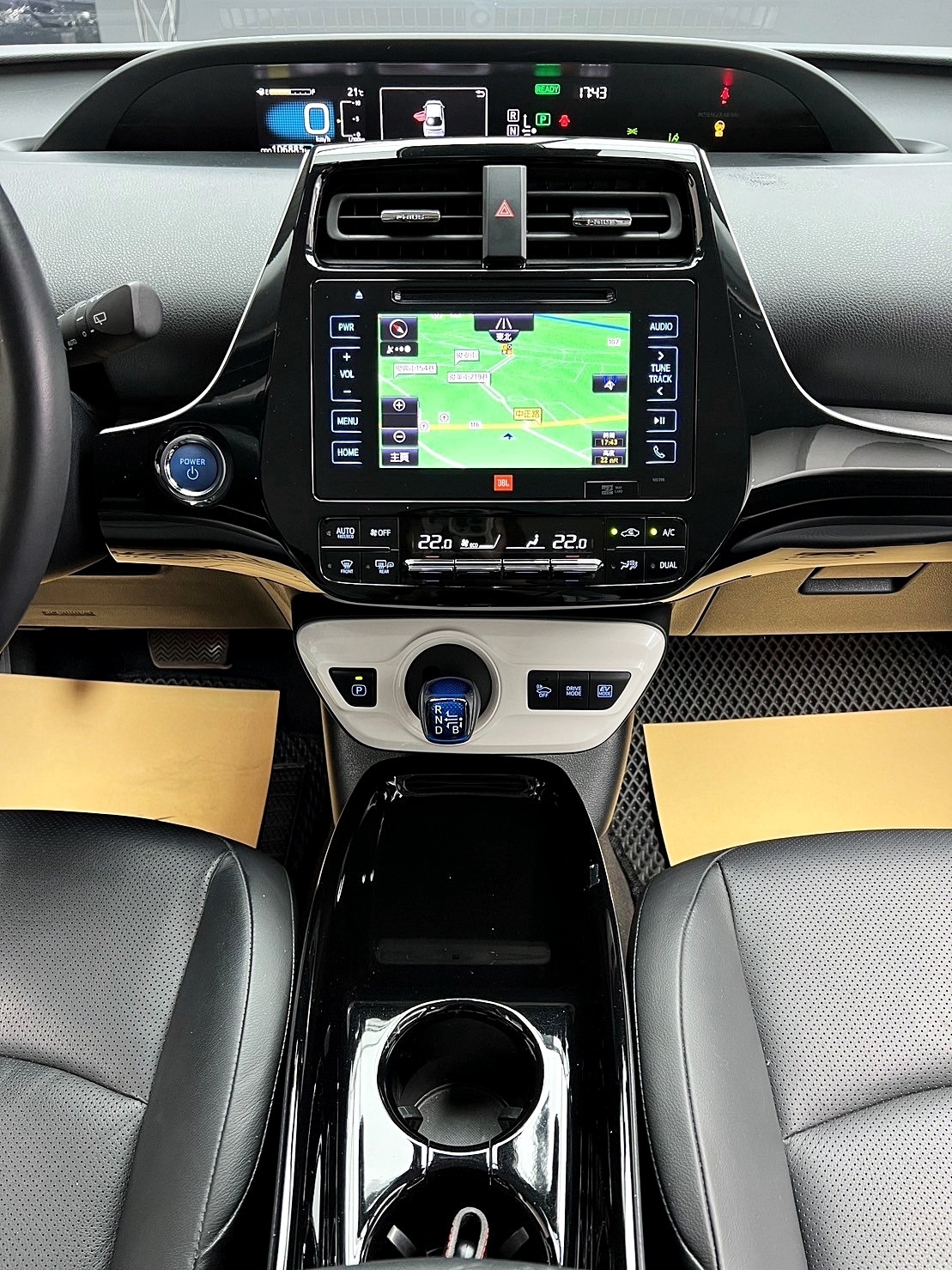 2017式 Prius 跟車 電熱椅 JBL音響 Toyota 最節能 油電 ❗️(198)【 阿龍中古車 0968-691-205】元禾國際 新北最大車庫 實車實價 認證車  第4張相片