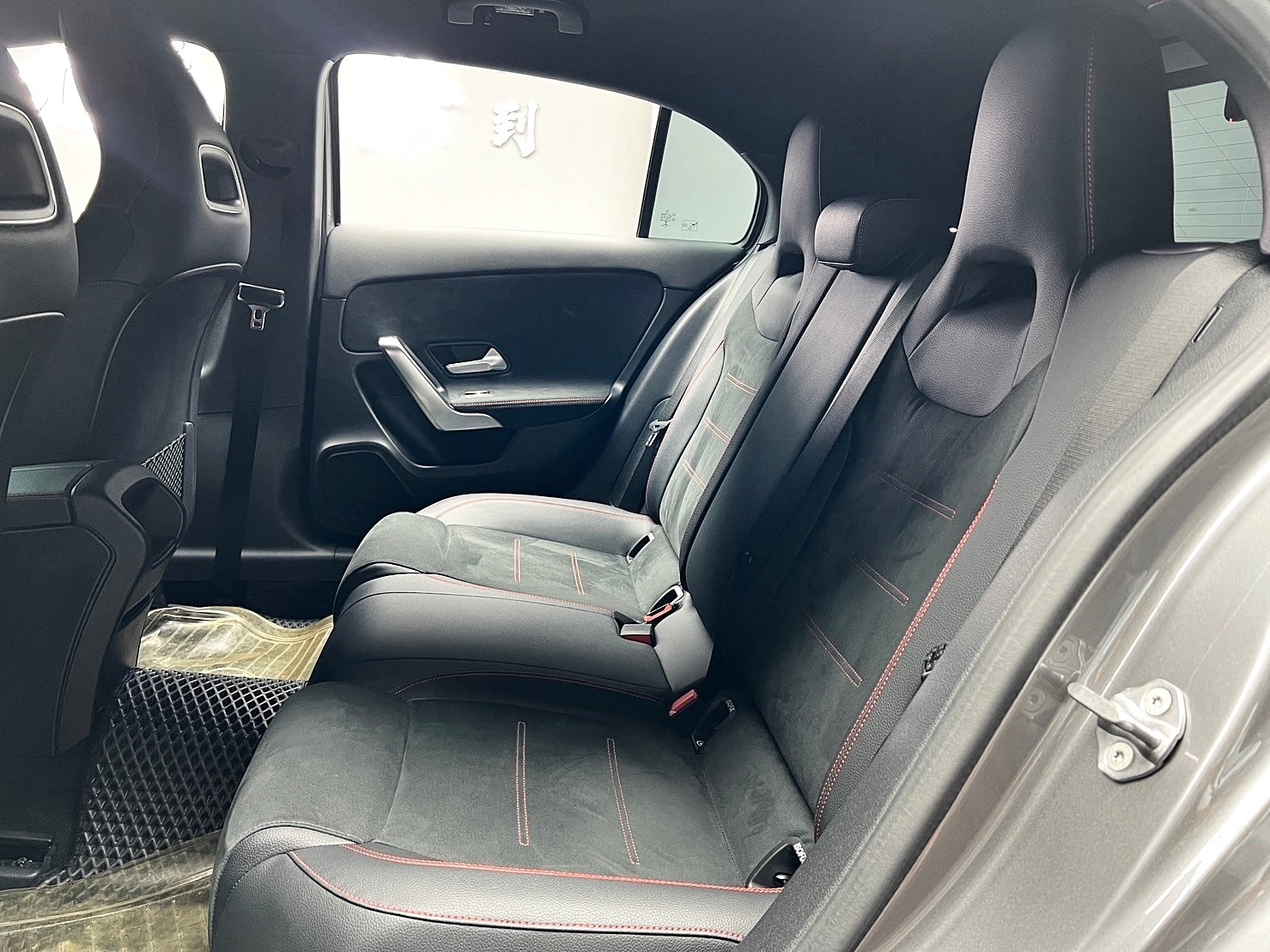 2020 A180 運動版 AMG套件 跑車座椅 W177 ❗️(228)【 阿龍中古車 0968-691-205】元禾國際 新北最大車庫 實車實價 認證車  第2張相片