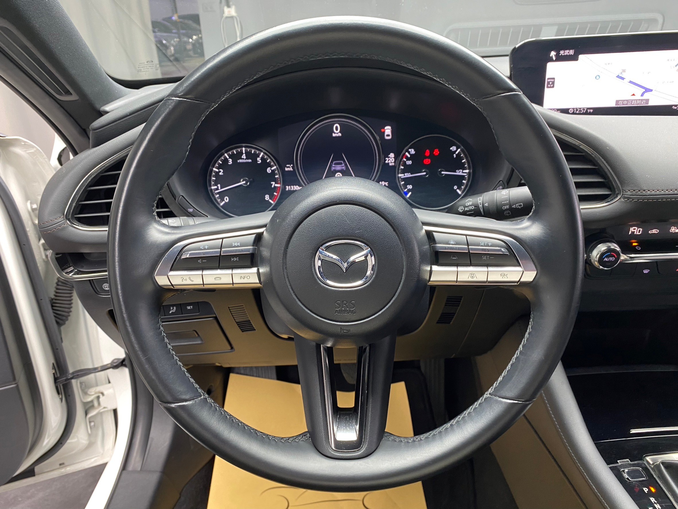 2020 馬三 Mazda3 Bose旗艦型 跟車 環景 五門掀背 ❗️(060)【 阿龍中古車 0968-691-205】元禾國際 新北最大車庫 實車實價 認證車  第3張相片