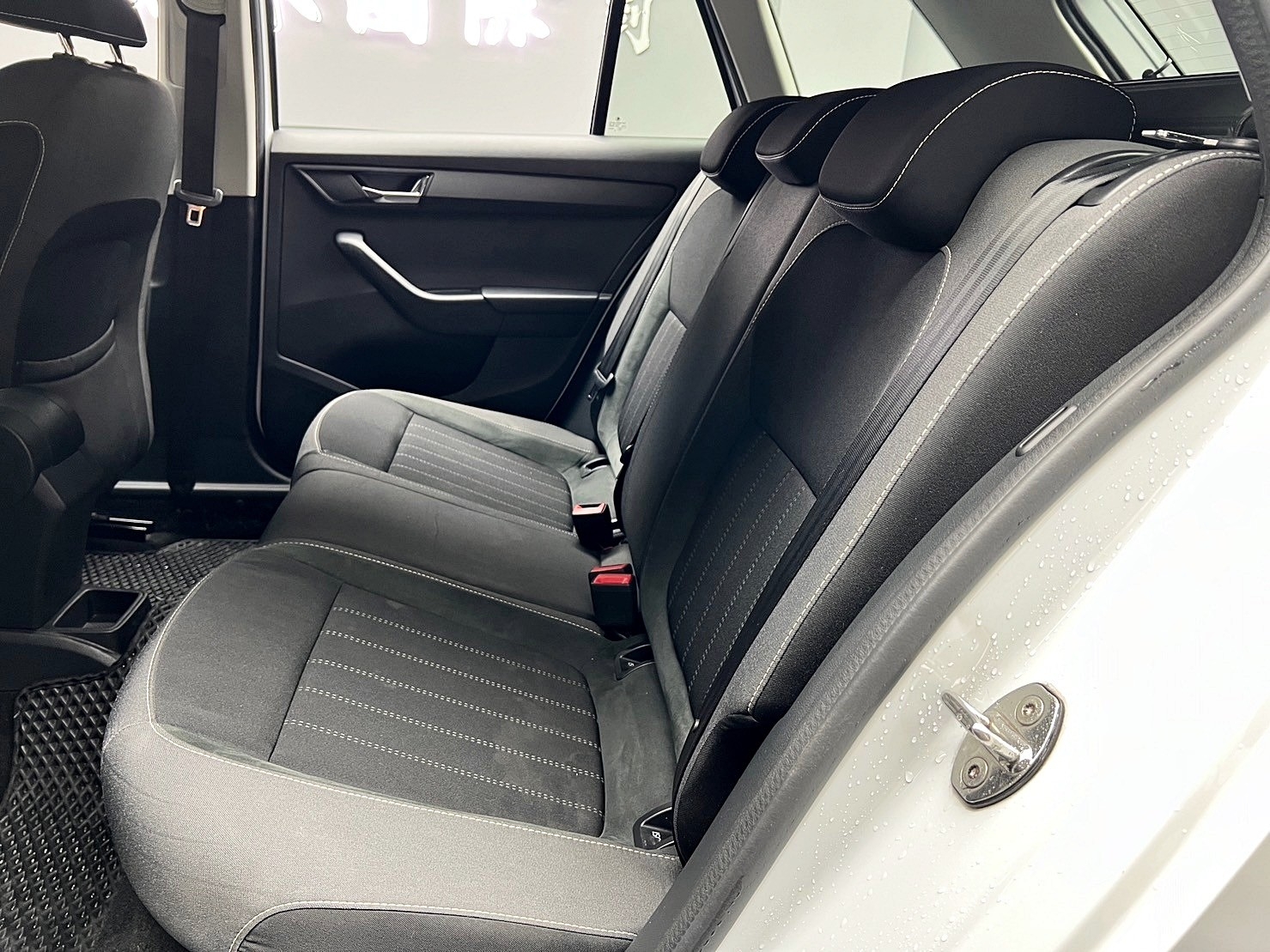 2019 Fabia Combi ACC跟車 盲點 CarPlay 平把方向盤 省油稅 五門 掀背 ❗️(192)【 阿龍中古車 0968-691-205】元禾國際 新北最大車庫 實車實價 認證車  第5張相片