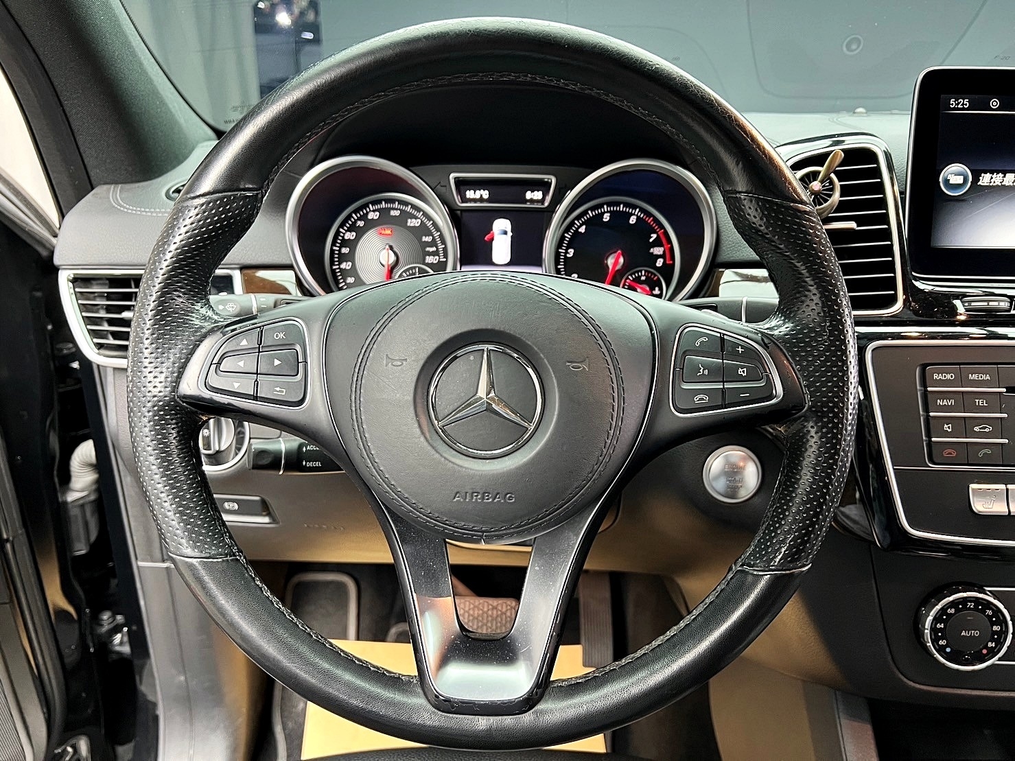 2017 Benz GLS450 4MATIC X166 正 七人座 四驅 霸氣休旅 ❗️(042)【 阿龍中古車 0968-691-205】元禾國際 新北最大車庫 實車實價 認證車  第6張相片