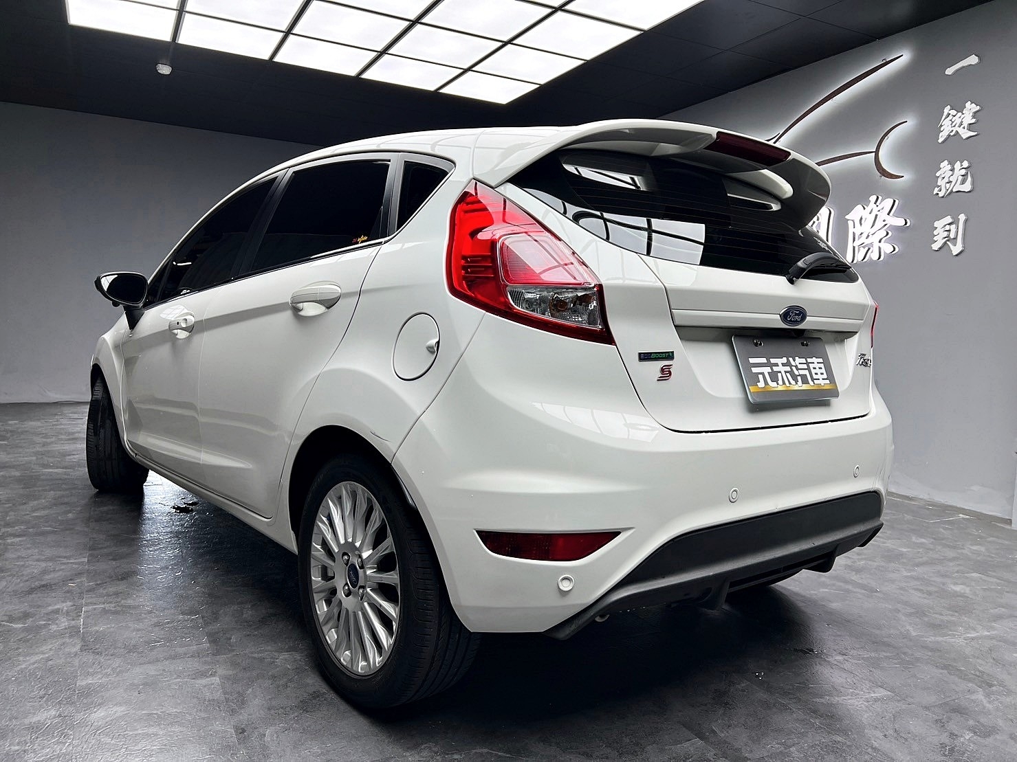 2014 Fiesta EcoBoost 運動型 菲仕塔 環景 安卓機 省油 省稅 小掀背 ❗️(127)【 阿龍中古車 0968-691-205】元禾國際 新北最大車庫 實車實價 認證車  第2張相片