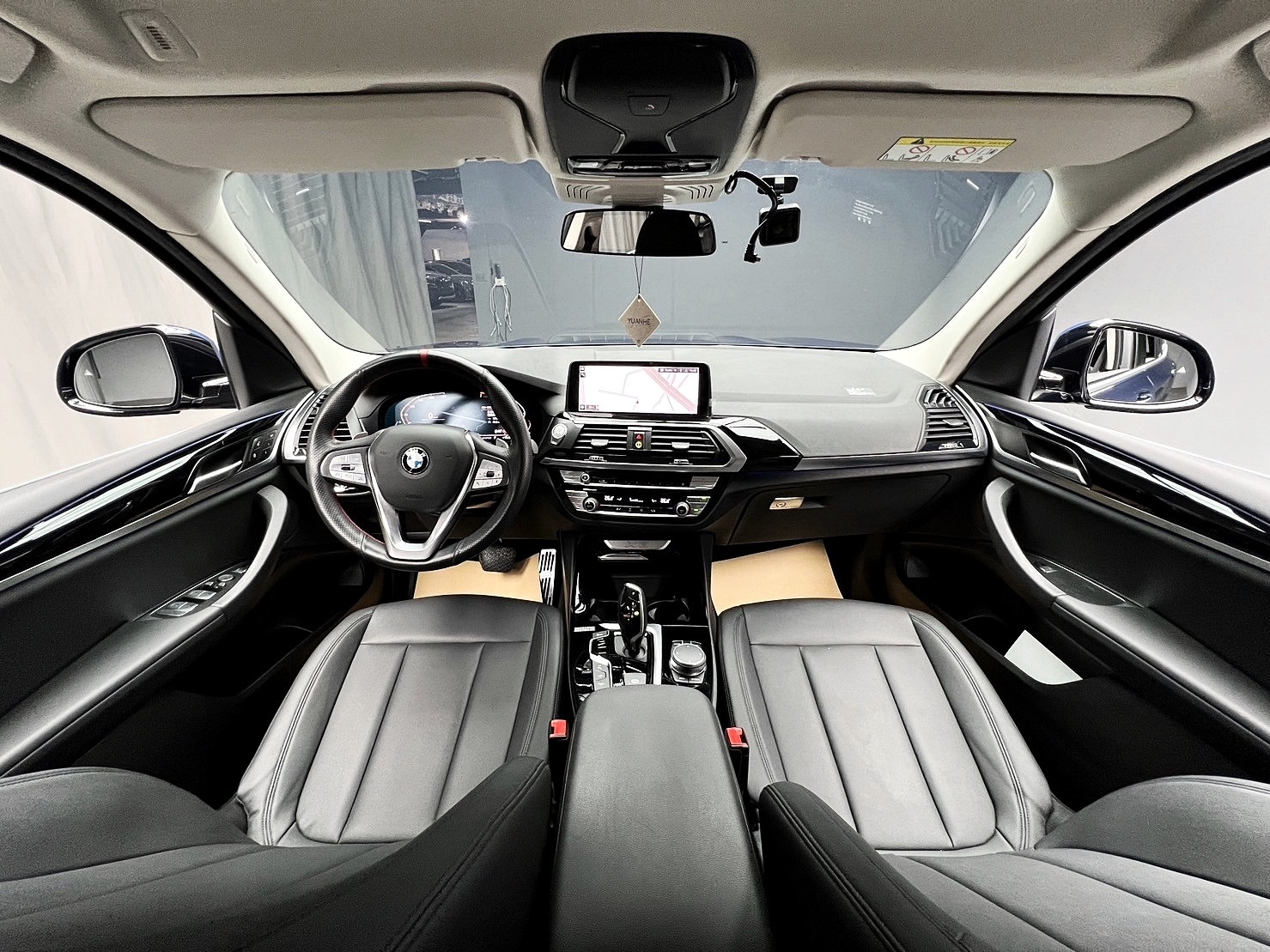 2020式 總代理 G01 BMW X3 xDrive20i 5AT 跟車 環景 小改款尾燈 19吋 Y幅式 雙色鋁圈 ❗️(223)【 阿龍中古車 0968-691-205】元禾國際 新北最大車庫 實車實價 認證車  第3張相片