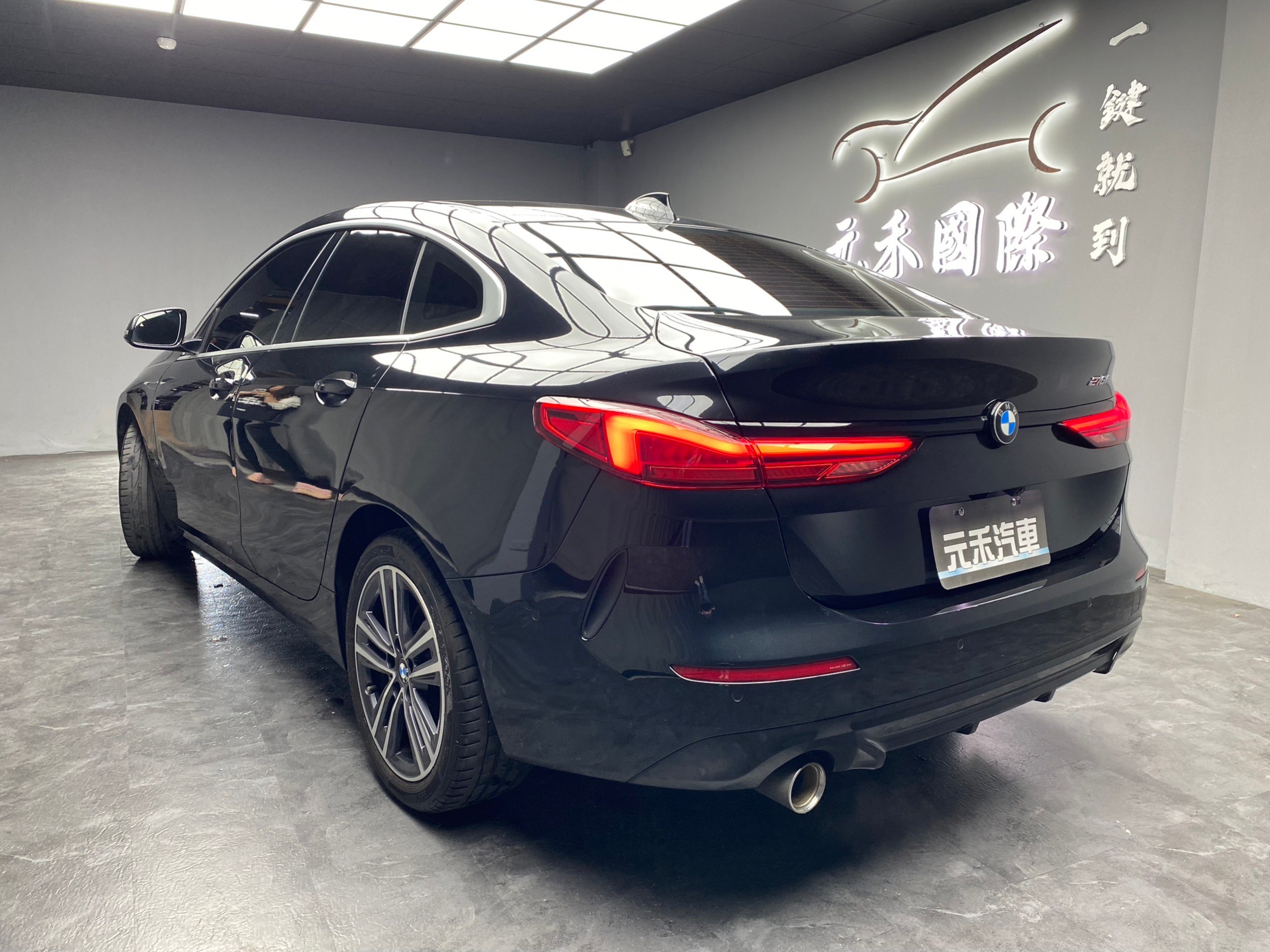 2021式 BMW 218i GC 5AT 駕駛輔助 ACC 跟車 帥氣 斜背轎跑 F44 Gran Coupe ❗️(126)【 阿龍中古車 0968-691-205】元禾國際 新北最大車庫 實車實價 認證車  第2張相片