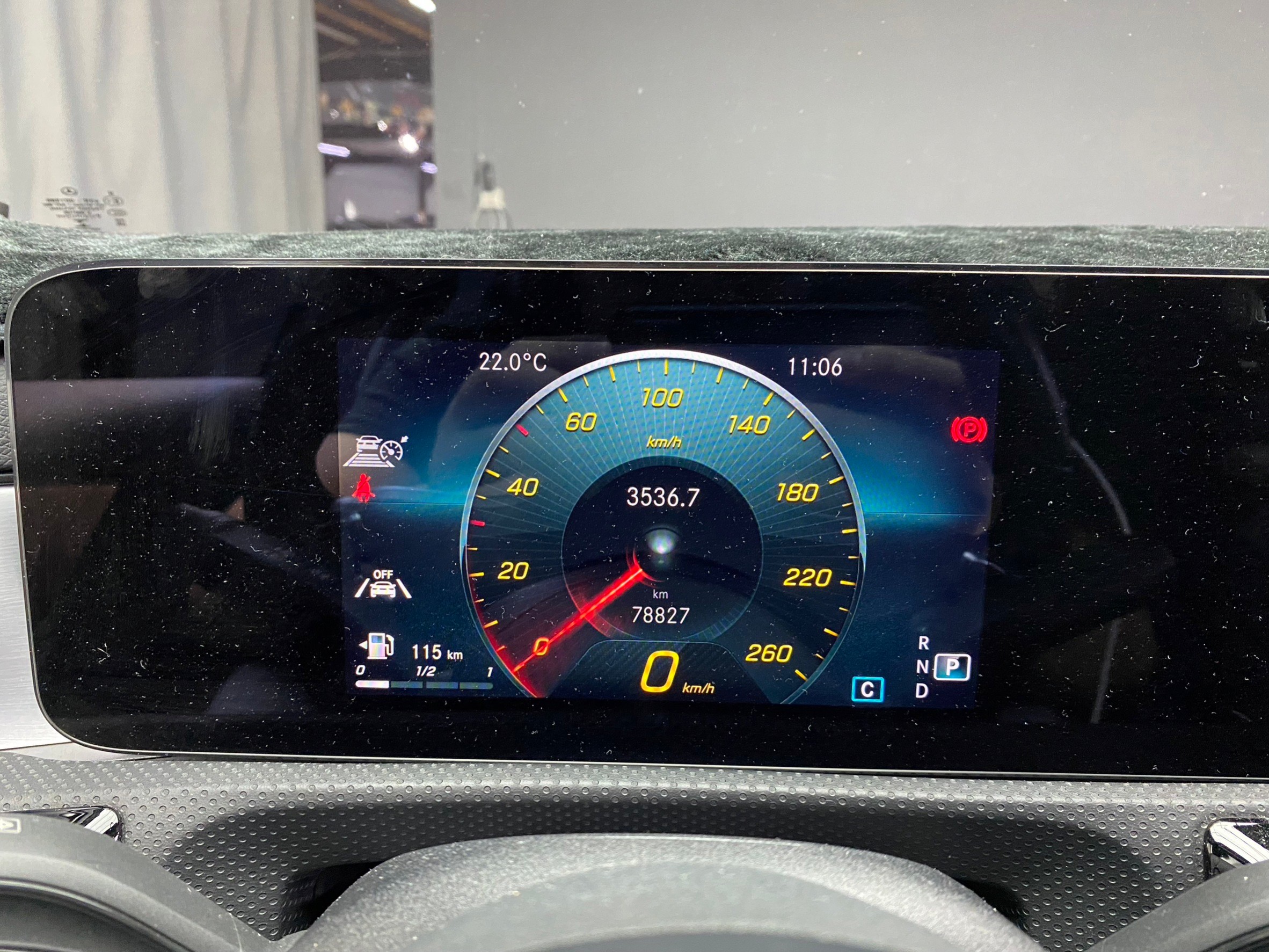 2021 A180 AMG 外觀套件 跟車 盲點 新車保固 賓士 ❗️(228)【 阿龍中古車 0968-691-205】元禾國際 新北最大車庫 實車實價 認證車  第5張相片