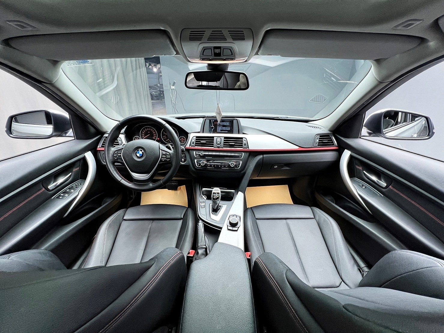 2013式 BMW F31 320d Touring Sport 全景天窗 電尾門 五門 旅行車 ❗️(103)【 元禾國際 阿龍店長 0968-691-205】元禾國際 新北最大車庫 實車實價 認證車  第5張相片