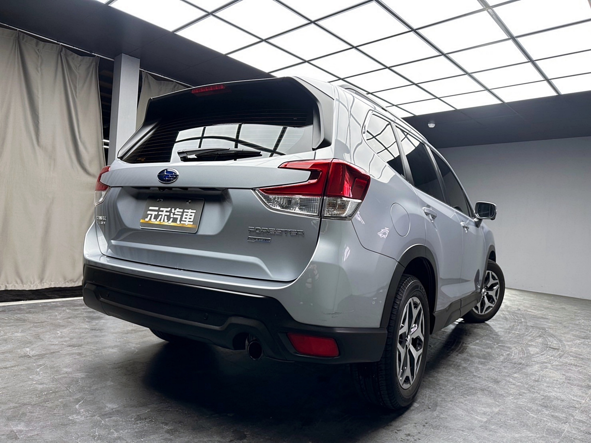 2019 Forester 速霸陸 森林人 i-L EyeSight 四驅 跟車 電動椅 ❗️(098)【 元禾國際 阿龍店長 0968-691-205】元禾國際 新北最大車庫 實車實價 認證車  第4張相片