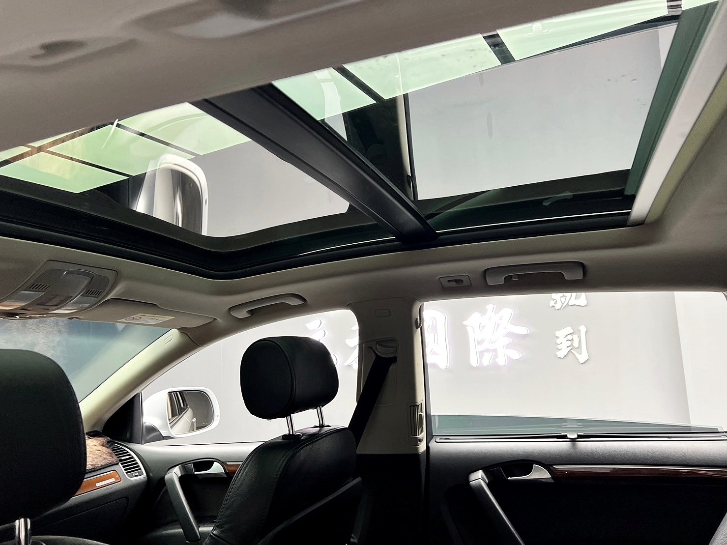 2015 Audi Q7 35 TDI quattro High 柴油 四驅 七人座 電尾門 BOSE音響 ❗️(093)【 元禾國際 阿龍店長 0968-691-205】元禾國際 新北最大車庫 實車實價 認證車  第5張相片