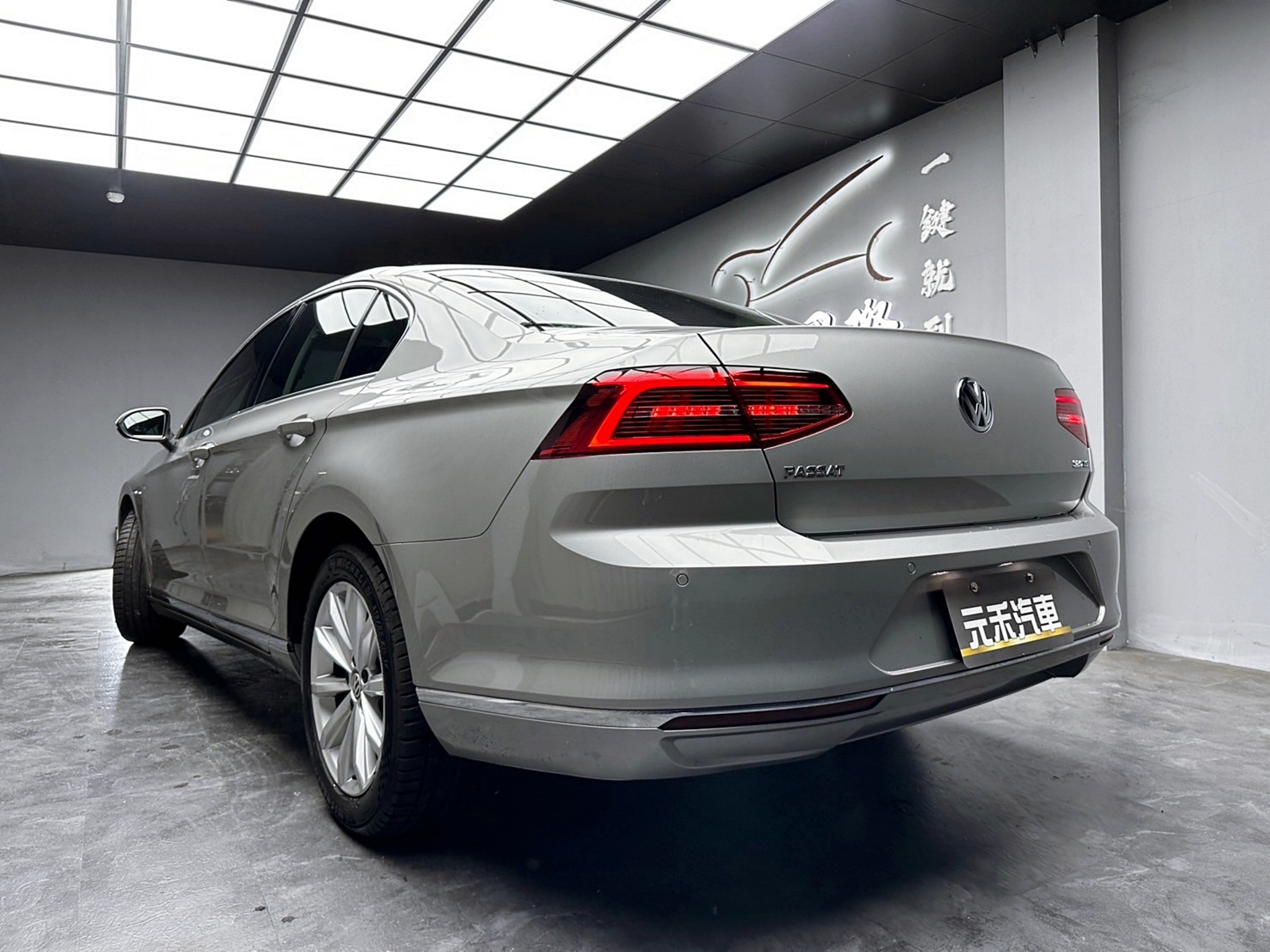 2017 VW Passat Sedan 280 TSI CL 福斯 帕薩特 進口中型房車 ❗️(102)【 元禾國際 阿龍店長 0968-691-205】元禾國際 新北最大車庫 實車實價 認證車  第4張相片