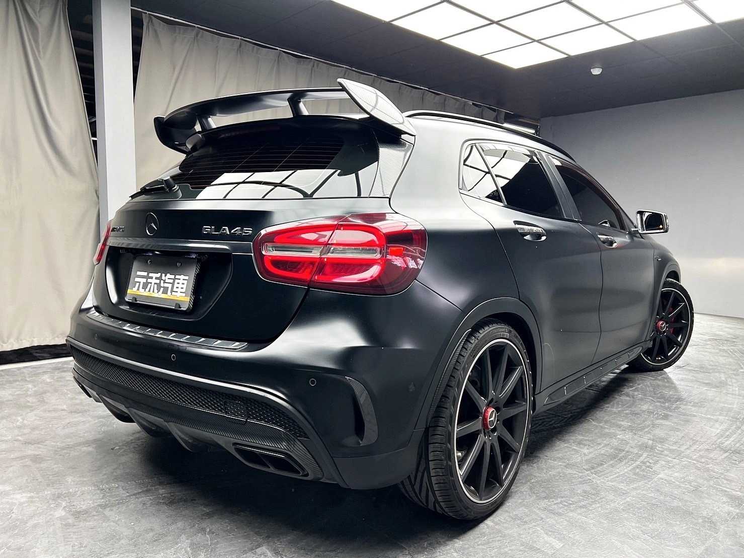 2015 GLA45 AMG 4MATIC 消光黑貼膜 ED1外觀套件 X156 ❗(202)【 元禾國際 阿龍店長 0968-691-205】元禾國際 新北最大車庫 實車實價 認證車  第2張相片