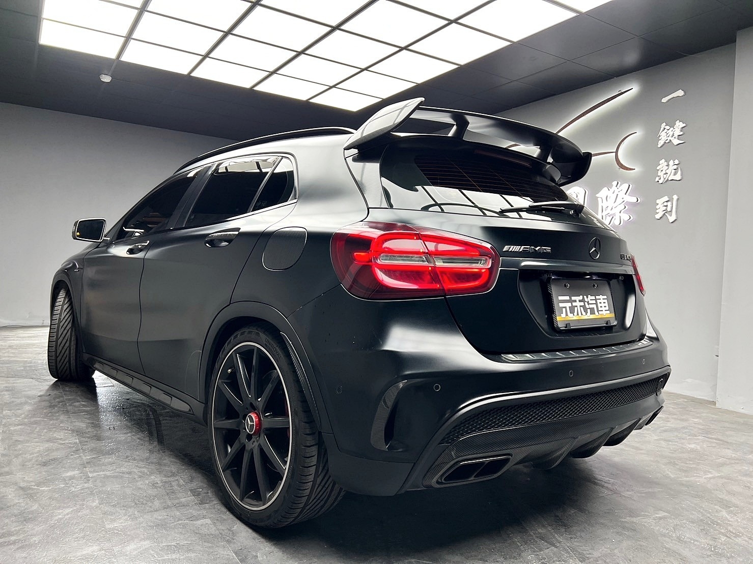 2015 GLA45 AMG 4MATIC 消光黑貼膜 ED1外觀套件 X156 ❗(202)【 元禾國際 阿龍店長 0968-691-205】元禾國際 新北最大車庫 實車實價 認證車  第3張相片