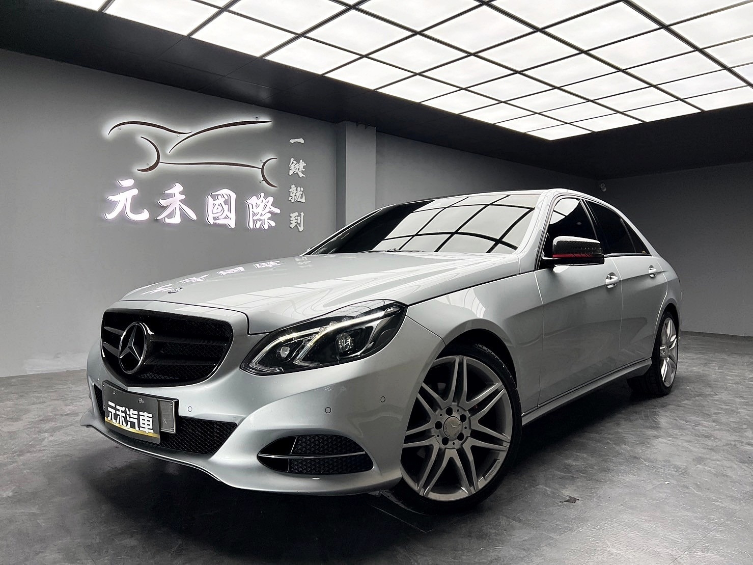 2014 E200 Sedan Avantgarde 安卓機 賓士 房車 W212 ❗️(245)【 元禾國際 阿龍店長 0968-691-205】元禾國際 新北最大車庫 實車實價 認證車  第2張相片