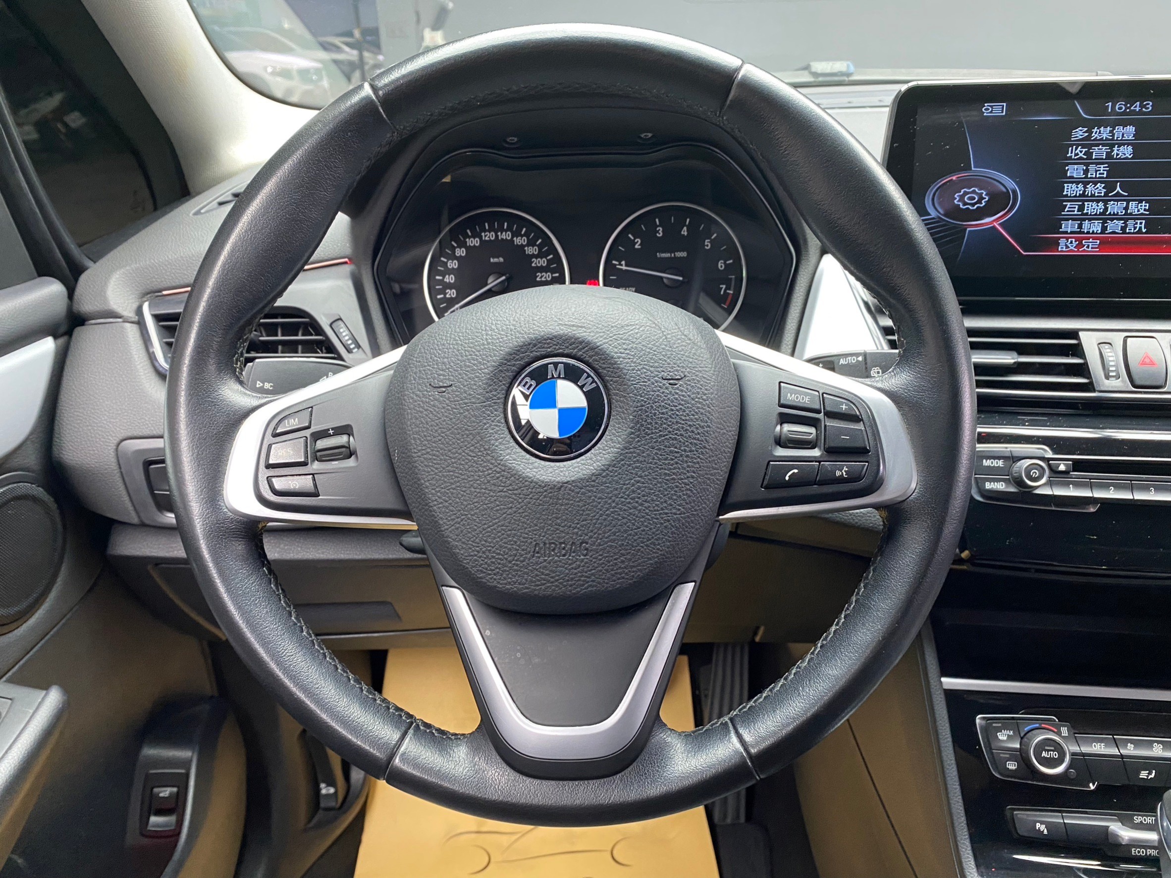 2016 BMW 218i Gran Tourer GT 安卓機 電尾門 進口 七人座 F46 ❗️(110)【 元禾國際 阿龍店長 0968-691-205】元禾國際 新北最大車庫 實車實價 認證車  第7張相片