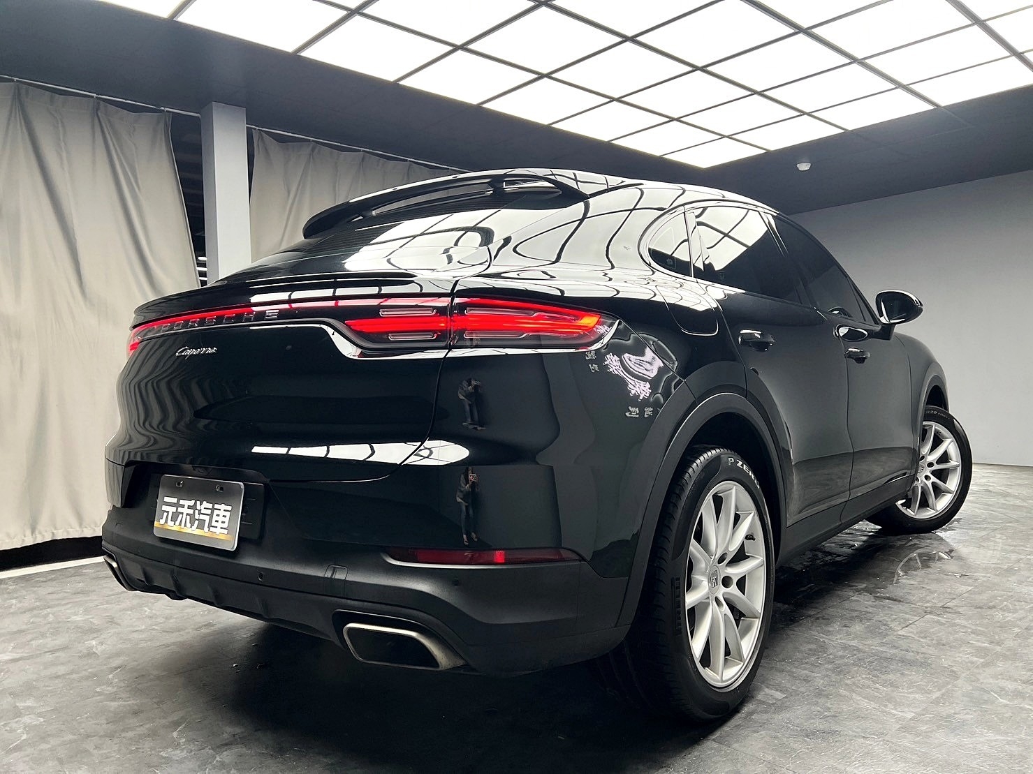 2020 PORSCHE 保時捷 凱燕 Cayenne Coupe V6四驅 電尾翼 ❗️(092)【 元禾國際 阿龍店長 0968-691-205】元禾國際 新北最大車庫 實車實價 認證車  第4張相片