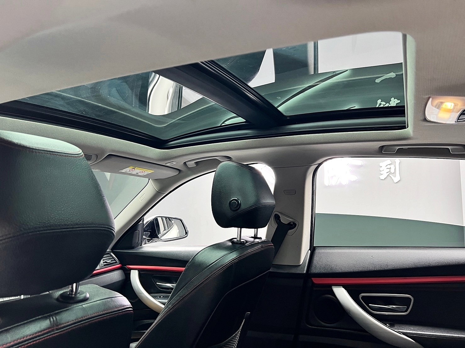 2015 BMW 335i GT Sport 升級前後卡鉗 加大碟盤 ❗️(166)【 元禾國際 阿龍店長 0968-691-205】元禾國際 新北最大車庫 實車實價 認證車  第5張相片