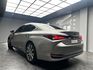2020 ES250 頂級版 環景 ACC跟車 冷熱椅 ❗️(075)【 元禾國際 阿龍店長 0968-691-205】元禾國際 新北最大車庫 實車實價 認證車  第2張縮圖