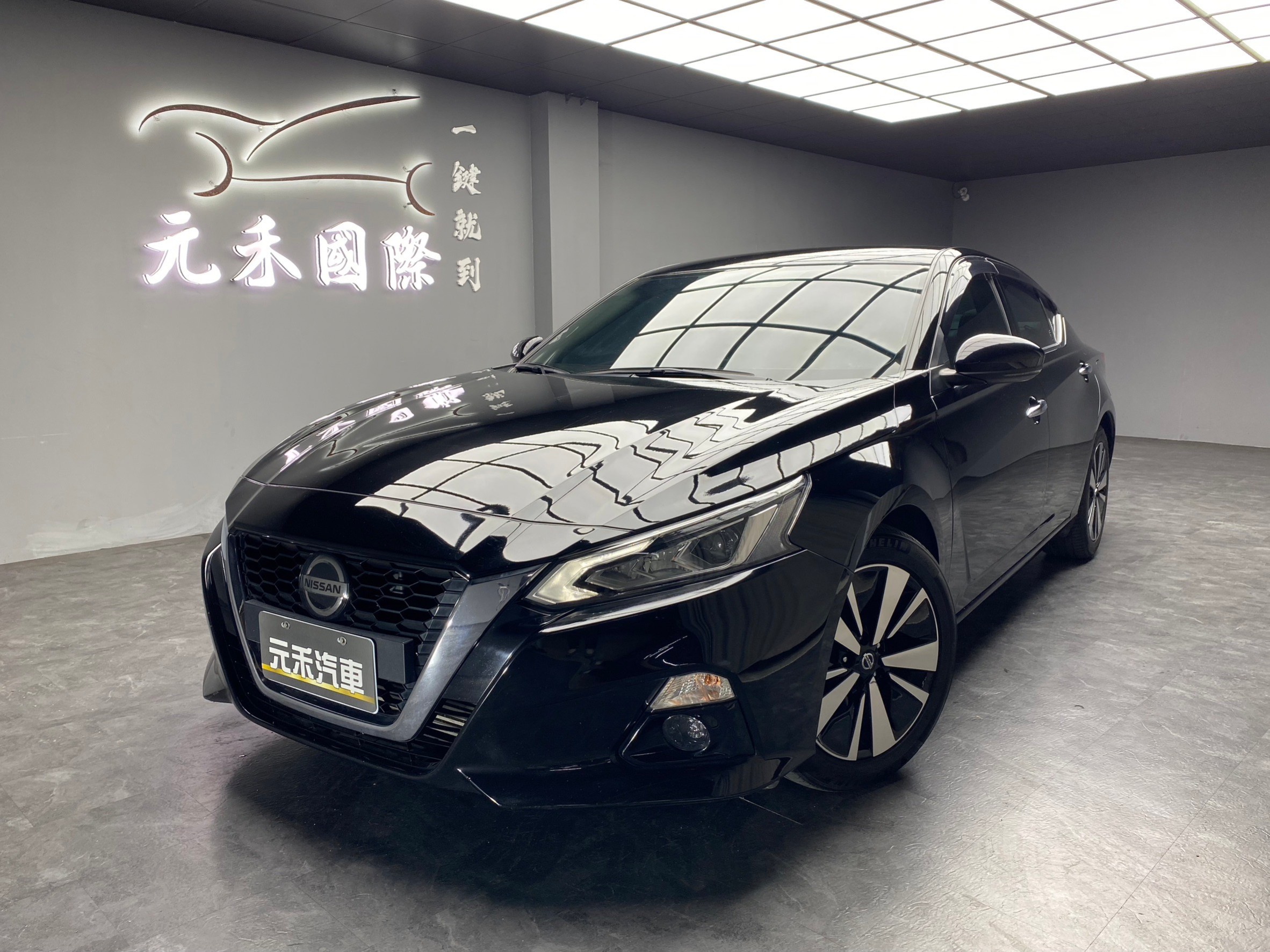 2019 Altima 豪華菁英版 ACC跟車 盲點 CarPlay 超高CP值 轎跑 ❗️(116)【 元禾國際 阿龍店長 0968-691-205】元禾國際 新北最大車庫 實車實價 認證車  第3張相片