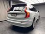 2022 XC90 B5 Momentum 輕油電 跟車 環景 HK音響 四驅 七人座 新車保固 ❗️(177)【 元禾國際 阿龍店長 0968-691-205】元禾國際 新北最大車庫 實車實價 認證車  第2張縮圖